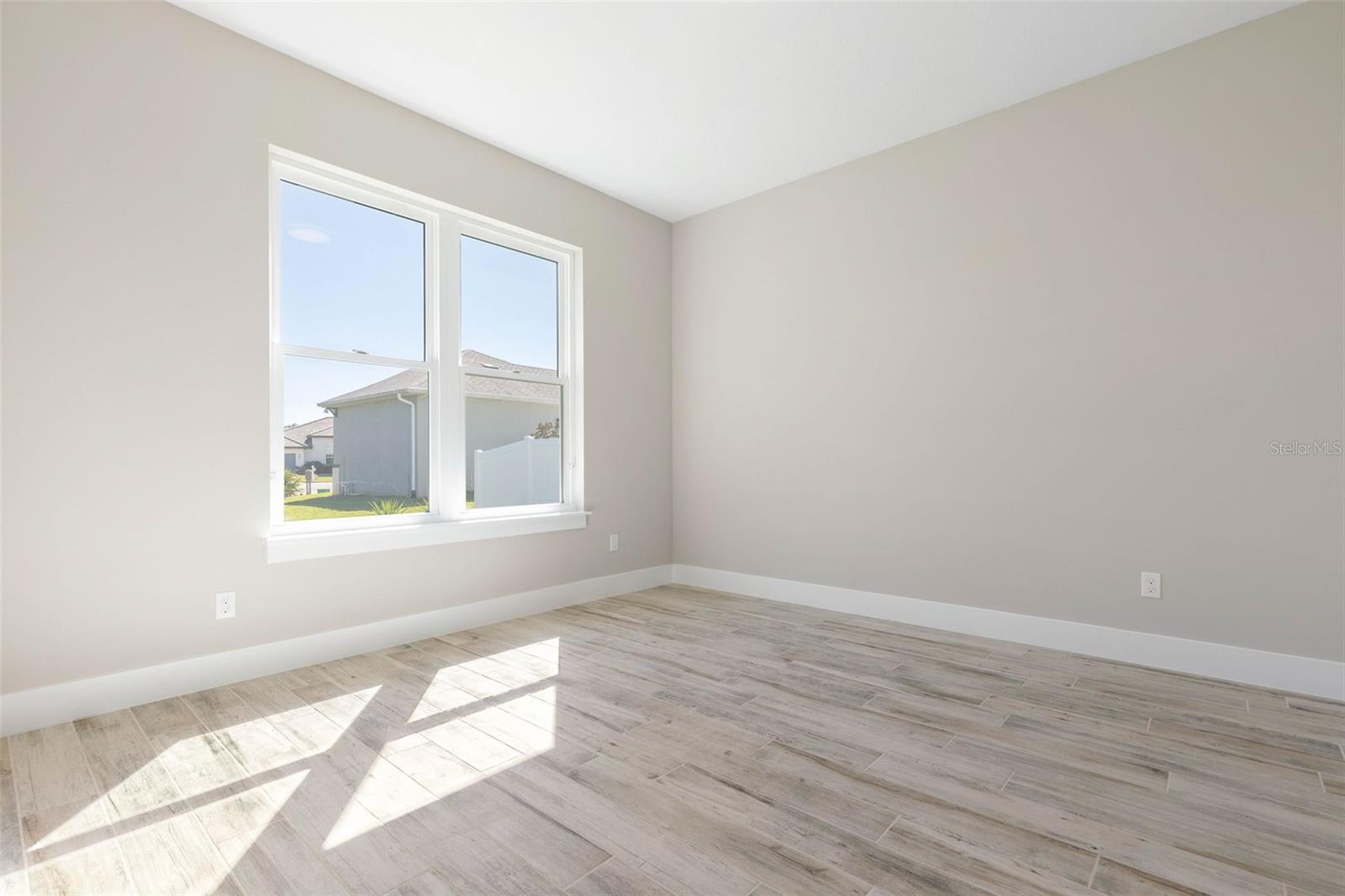 Image 36 of 66 For 38 Armand Beach Drive