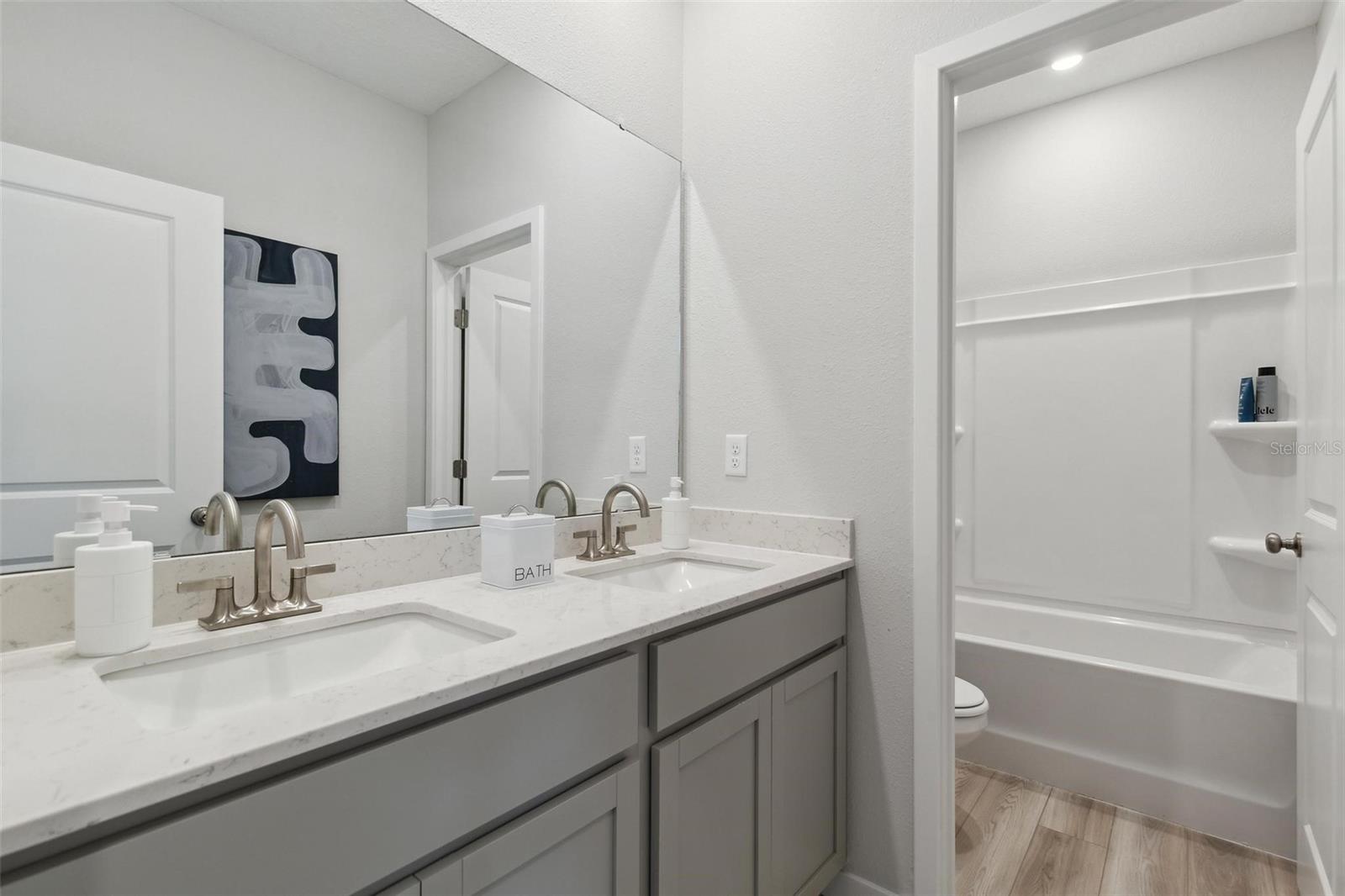Image 9 of 29 For 111 Buccaneer Place