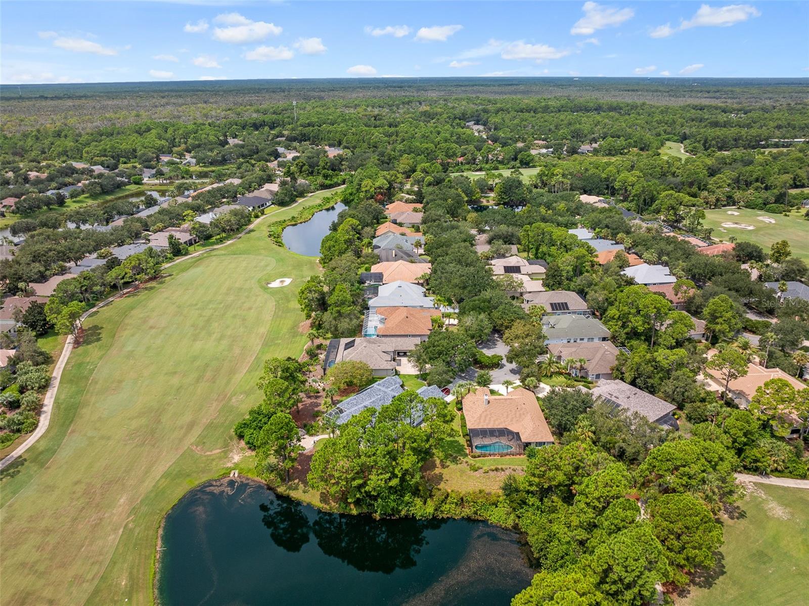 Image 4 of 82 For 19 Lakeview Lane