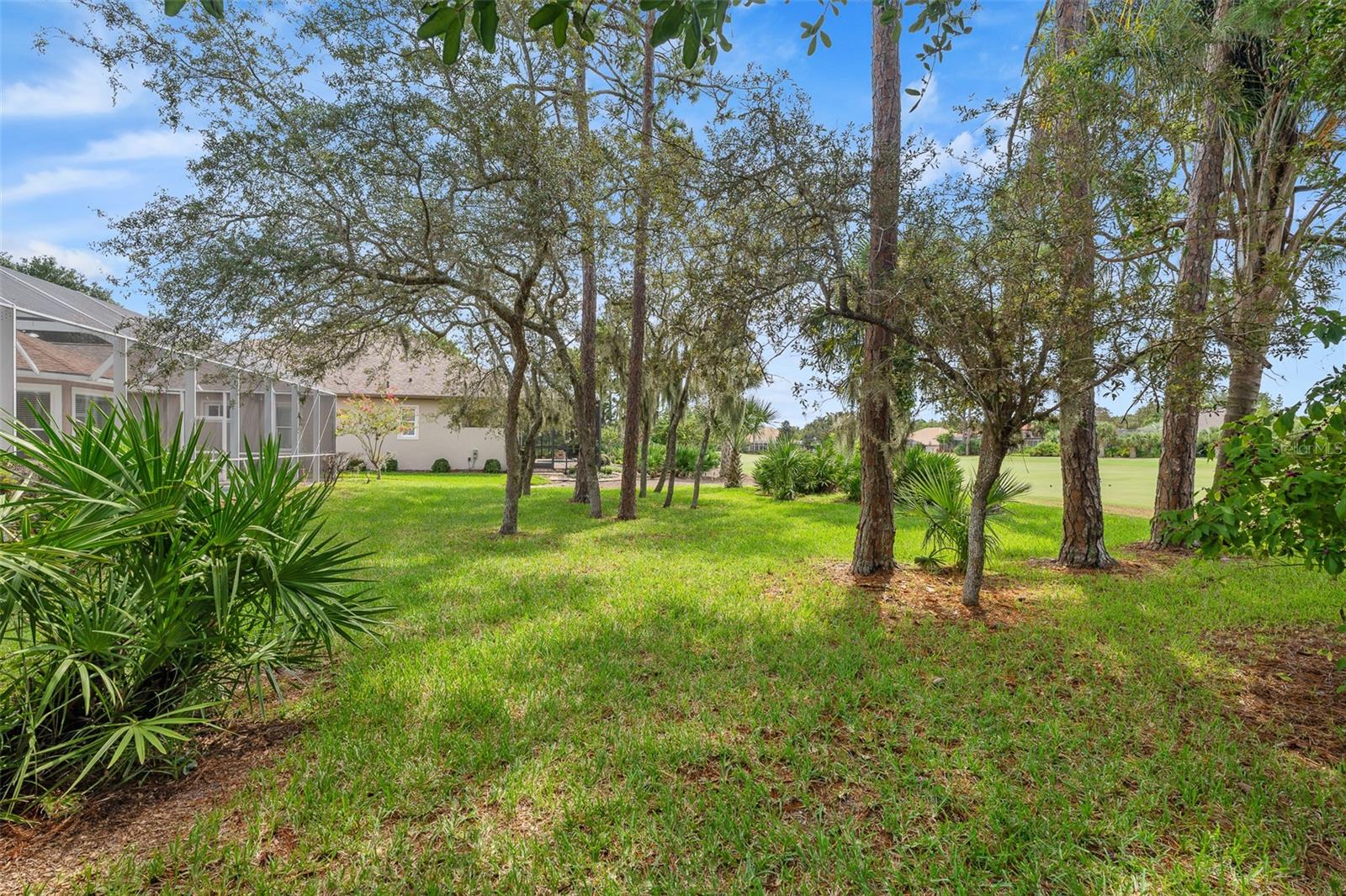 Image 40 of 82 For 19 Lakeview Lane