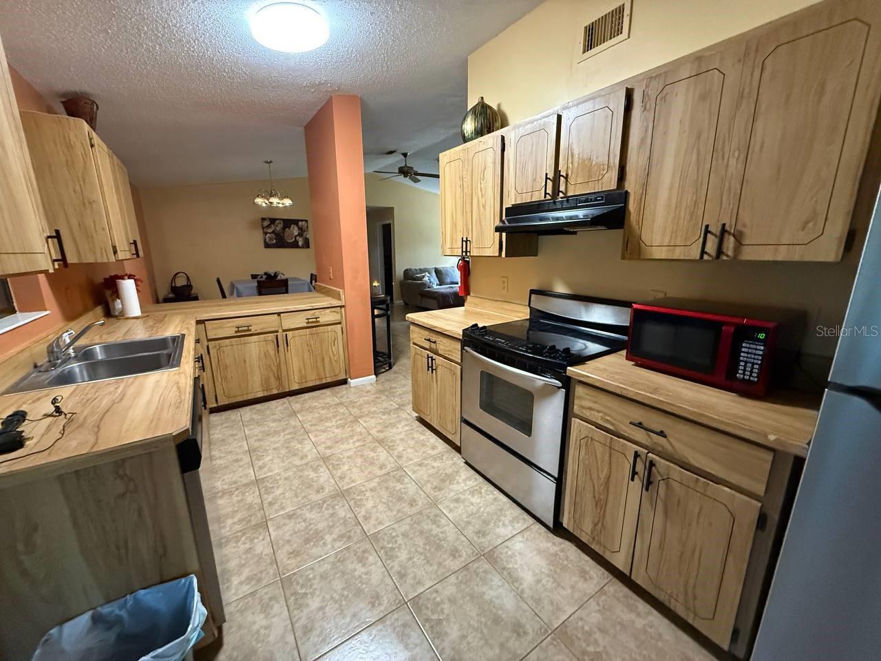 Image 11 of 28 For 107 Palmwood Drive