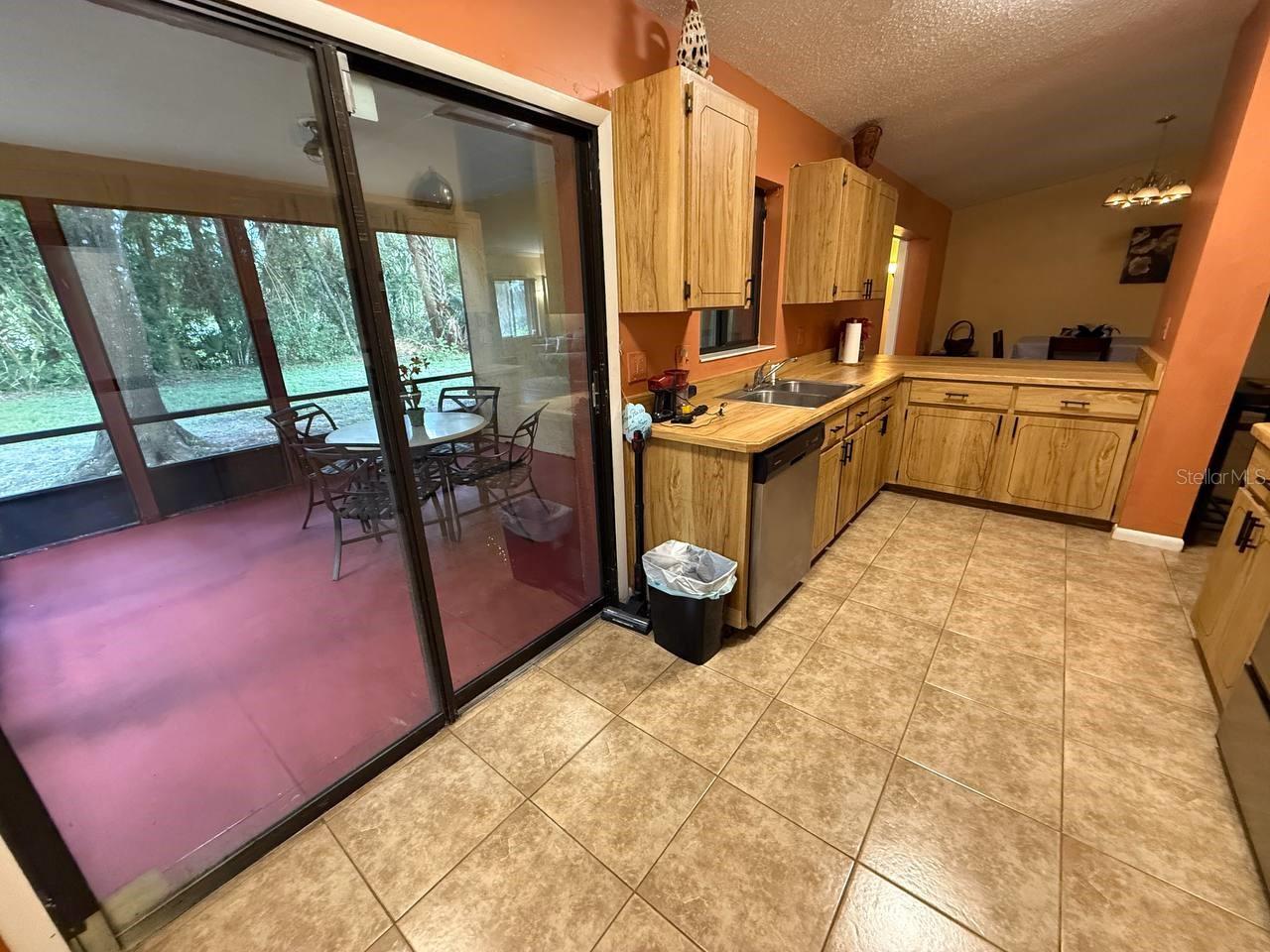 Image 19 of 28 For 107 Palmwood Drive