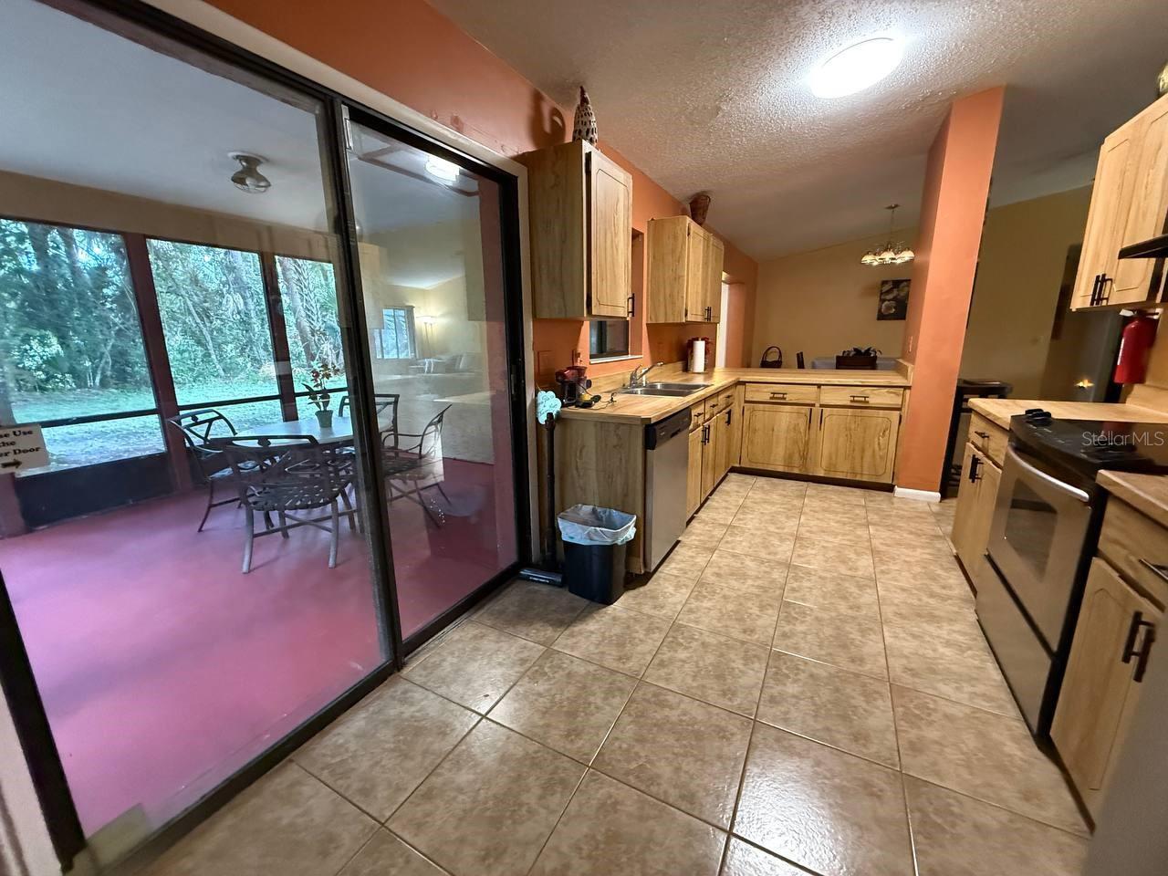Image 27 of 28 For 107 Palmwood Drive