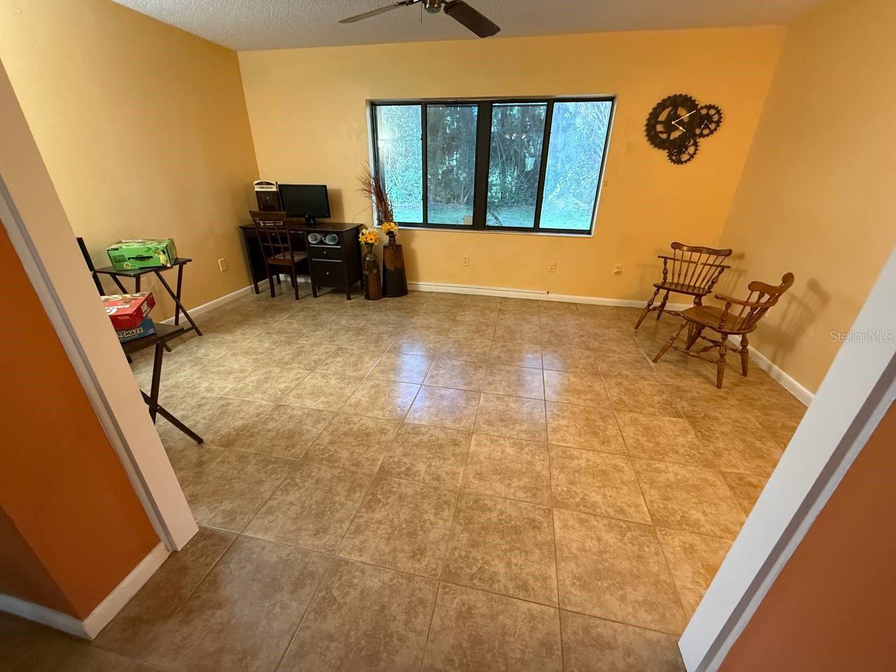Image 5 of 28 For 107 Palmwood Drive