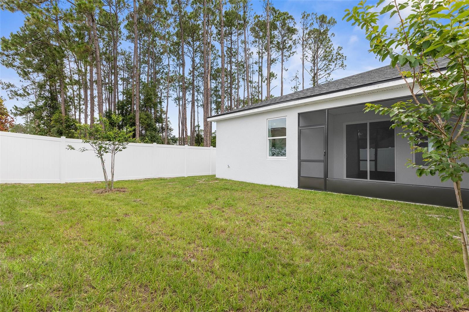 Image 2 of 41 For 76 Rickenbacker Drive