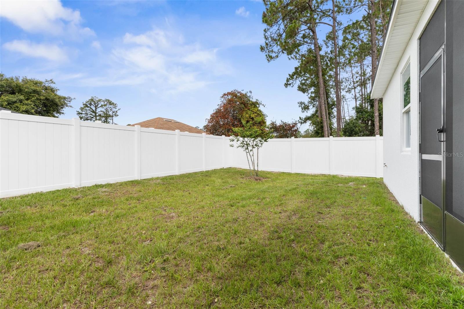 Image 39 of 41 For 76 Rickenbacker Drive