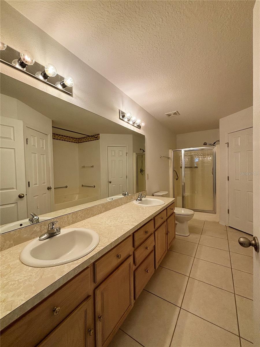 Image 10 of 19 For 4 Bud Hollow Drive