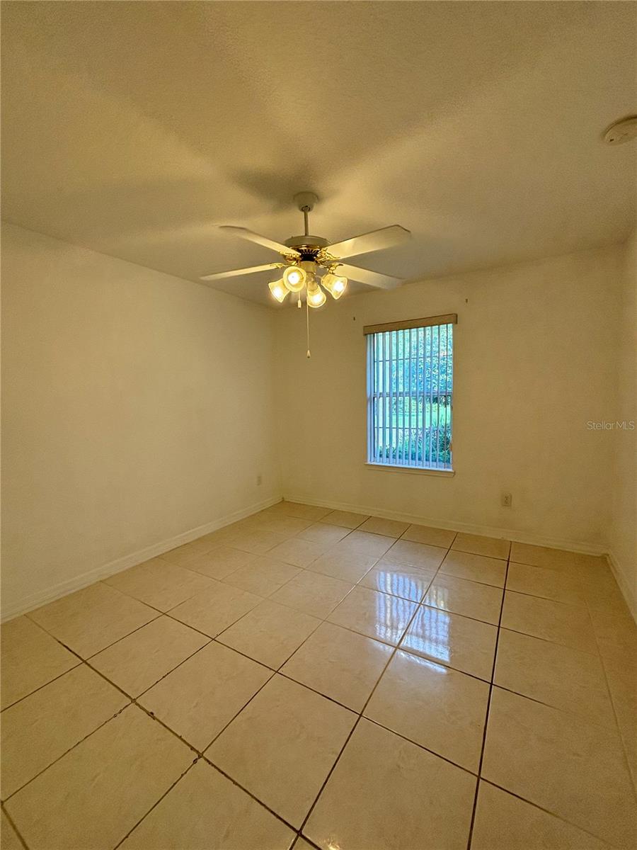 Image 13 of 19 For 4 Bud Hollow Drive