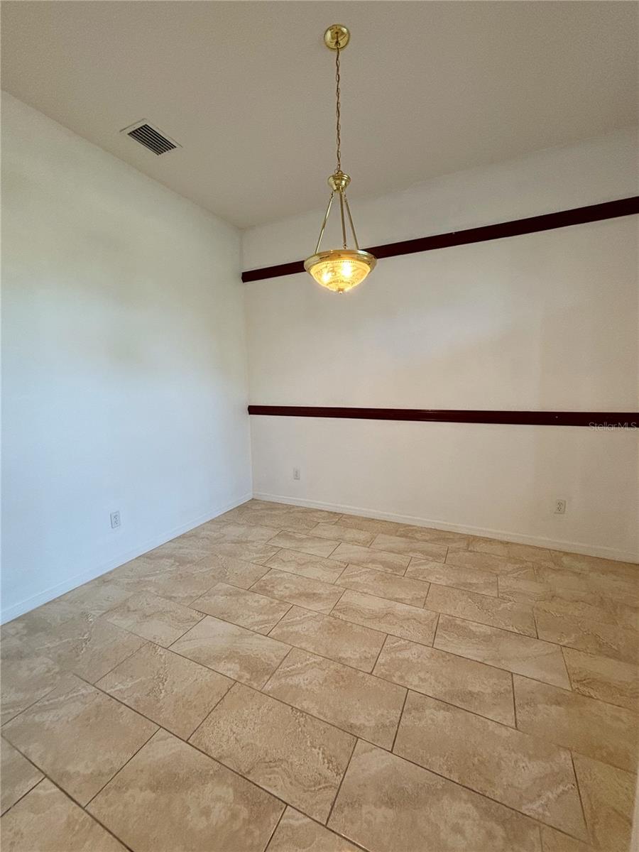 Image 2 of 19 For 4 Bud Hollow Drive