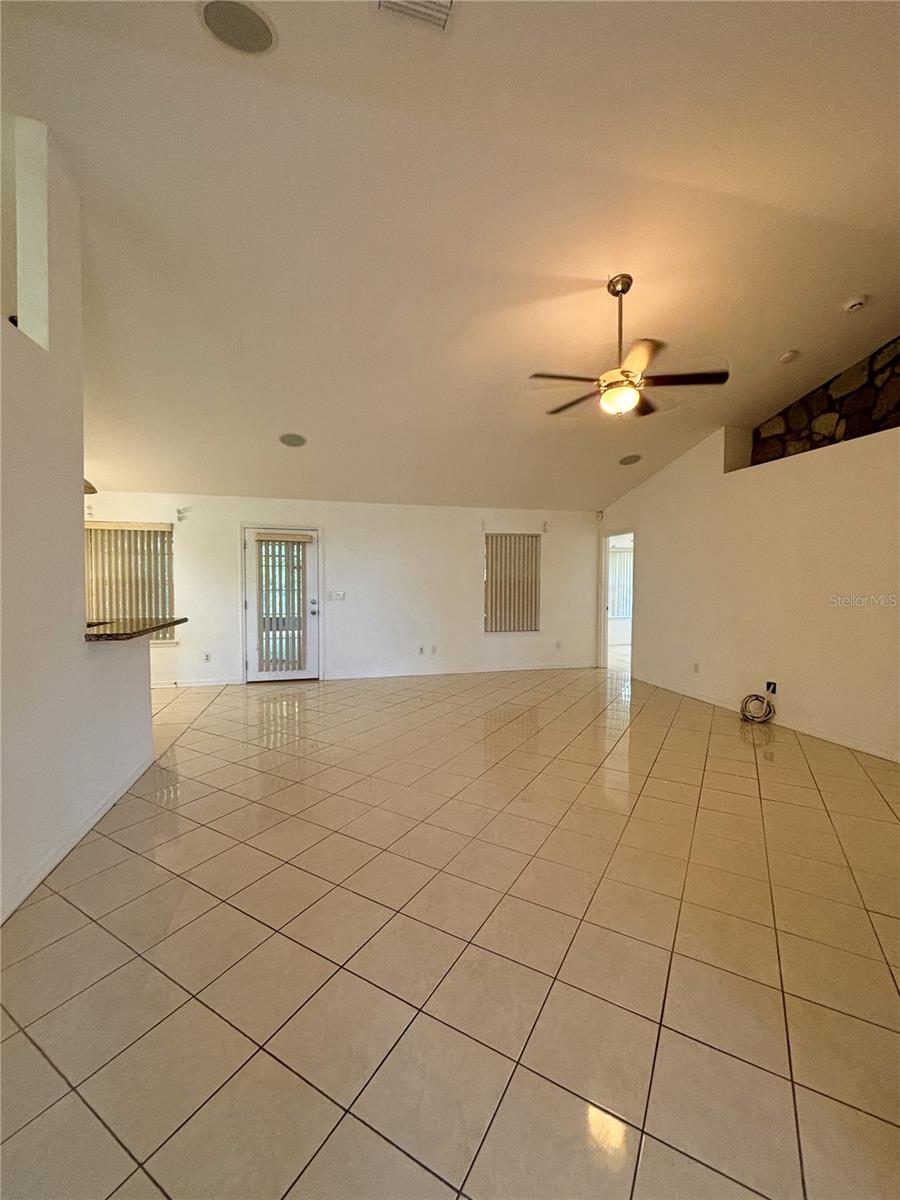 Image 4 of 19 For 4 Bud Hollow Drive