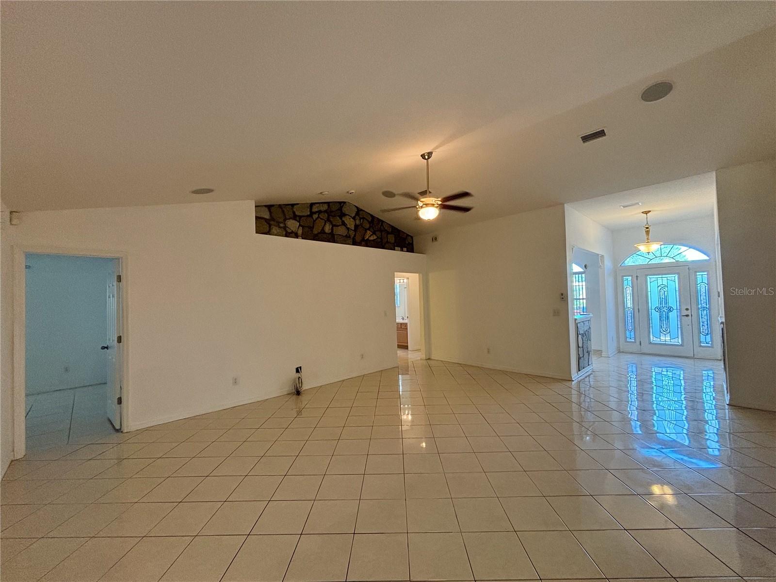 Image 6 of 19 For 4 Bud Hollow Drive