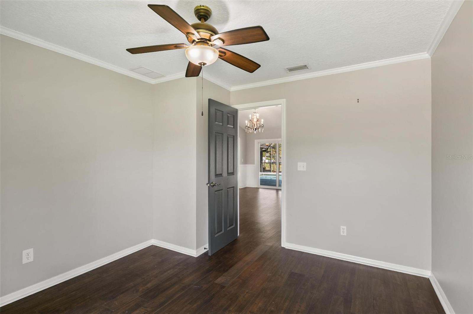 Image 21 of 100 For 3 Cedarford Court