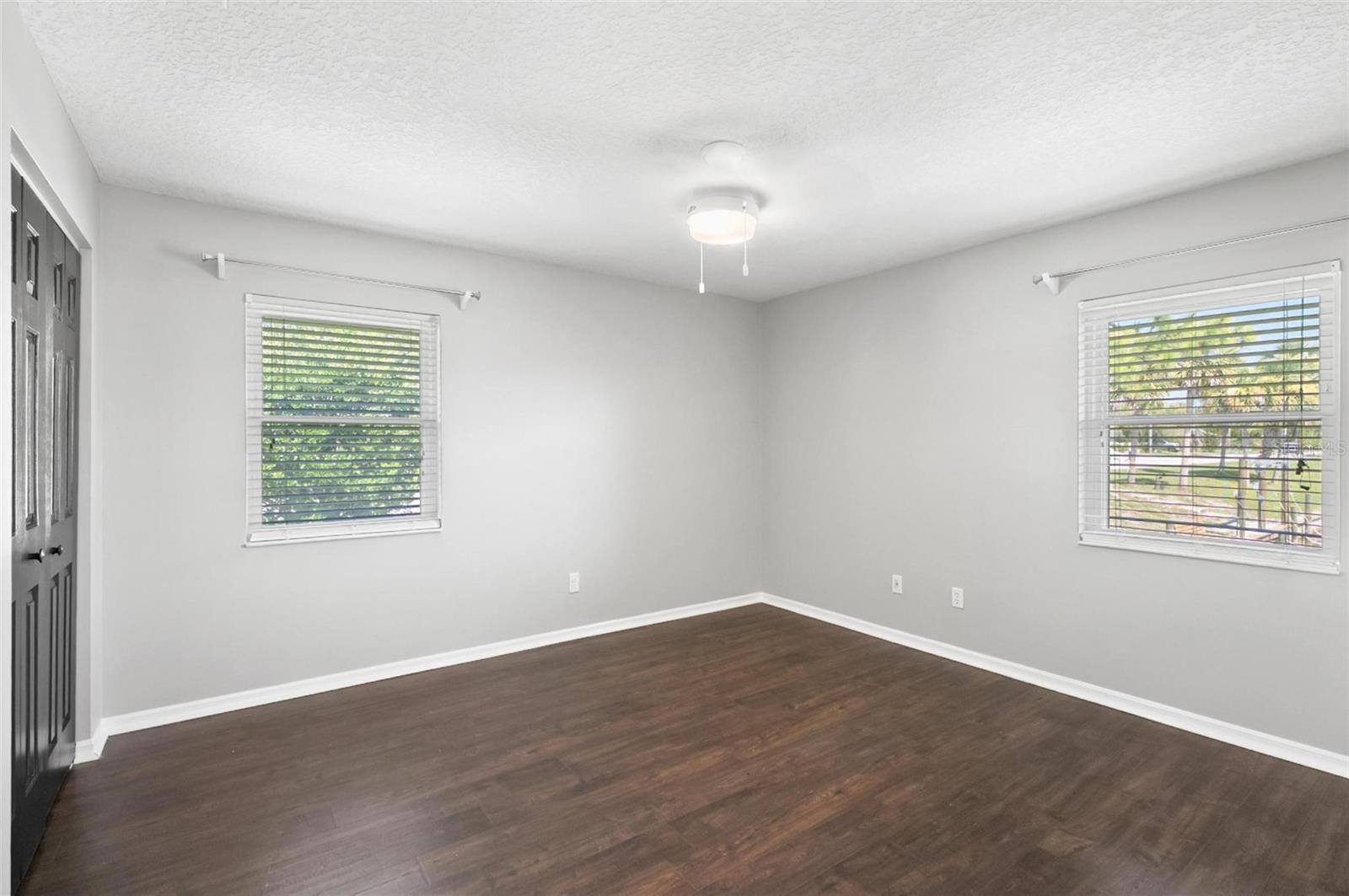 Image 33 of 100 For 3 Cedarford Court