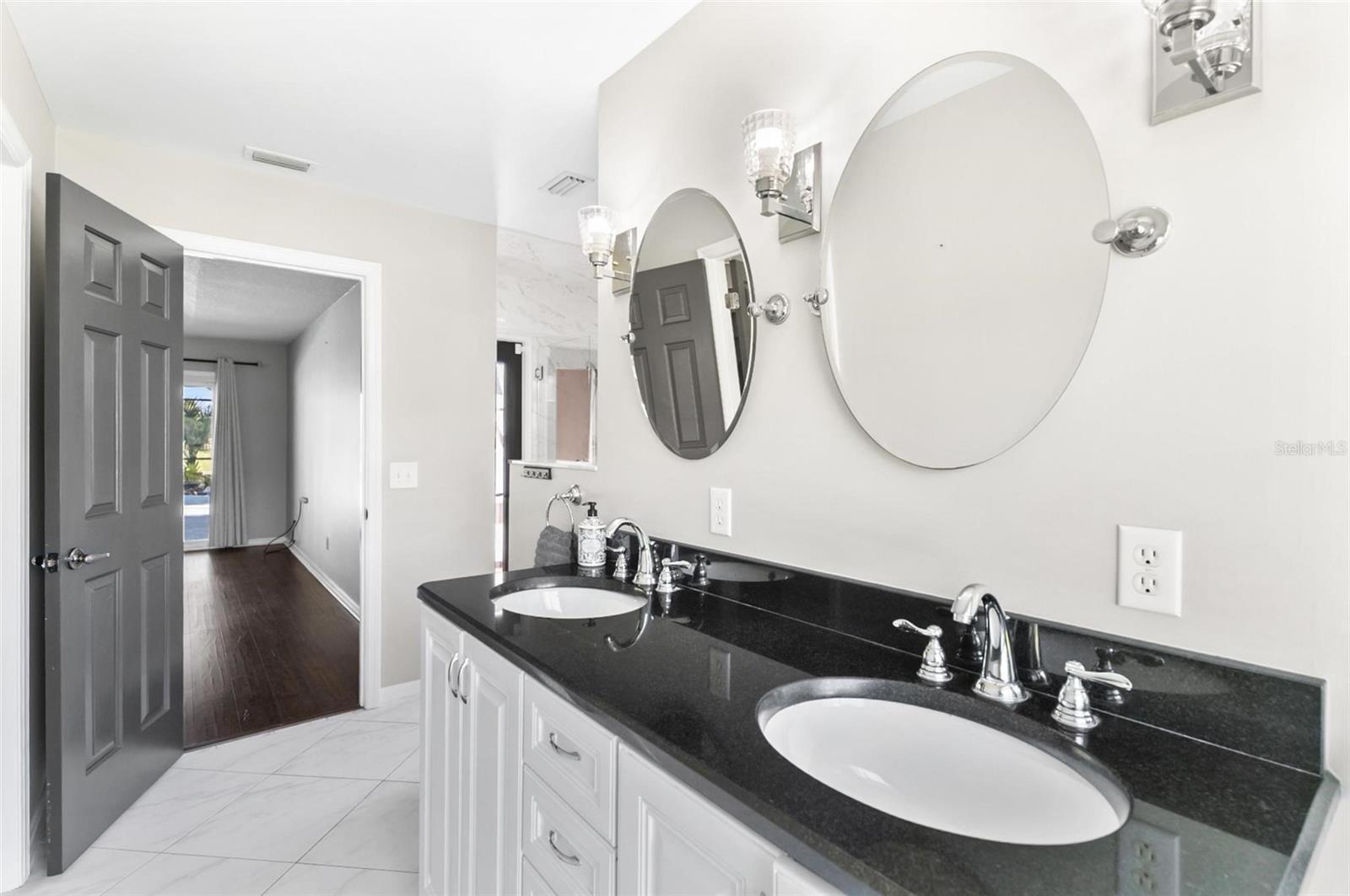 Image 59 of 100 For 3 Cedarford Court