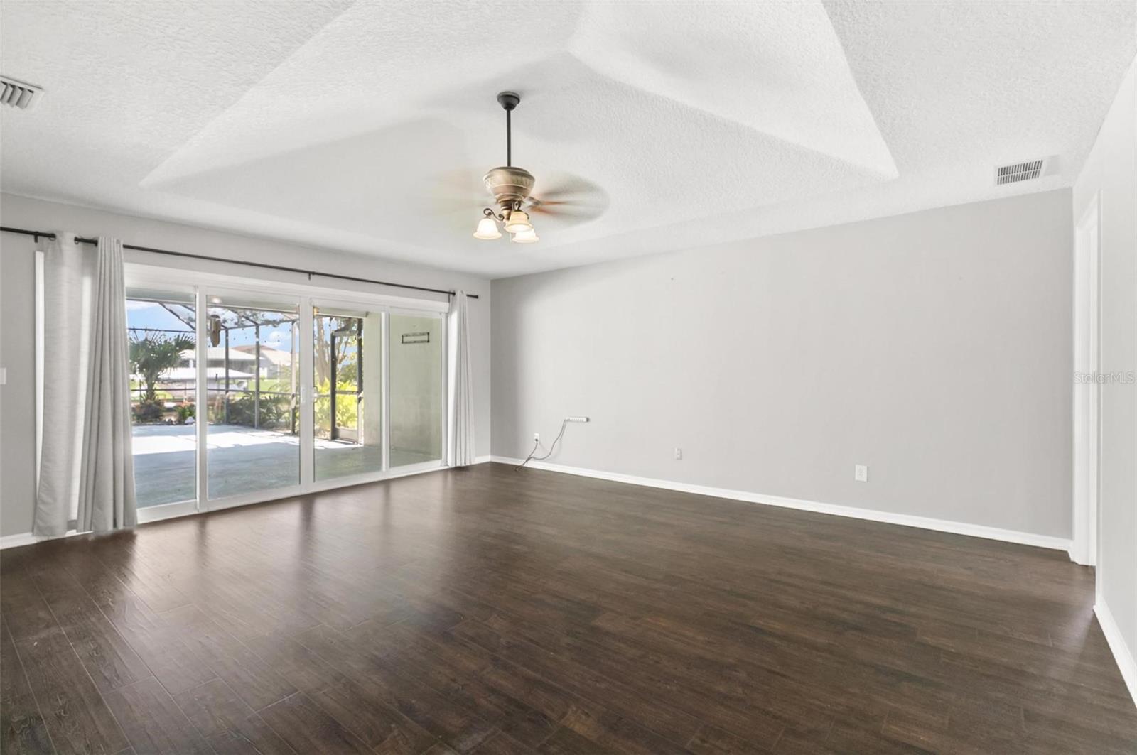 Image 63 of 100 For 3 Cedarford Court