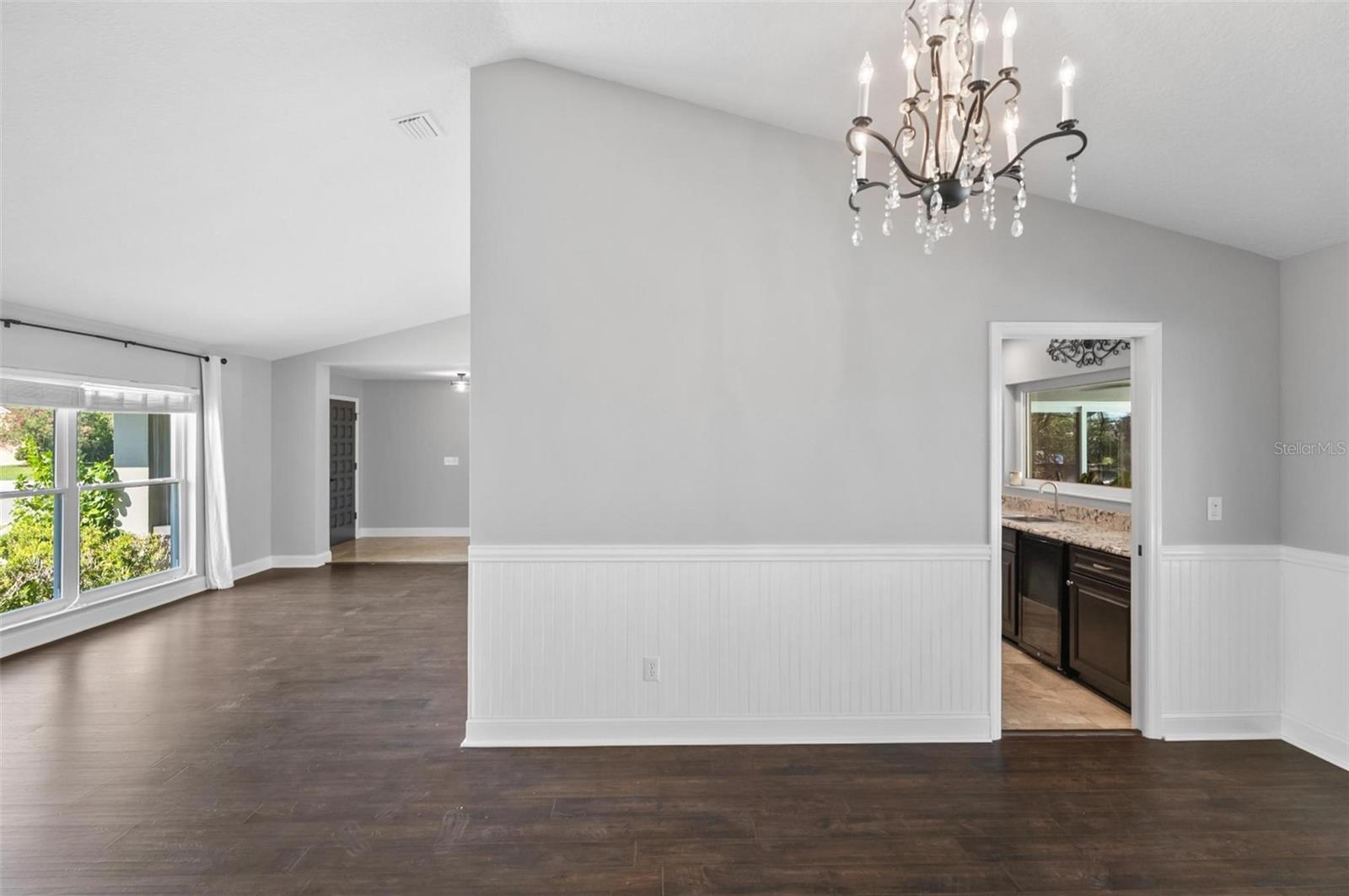 Image 92 of 100 For 3 Cedarford Court