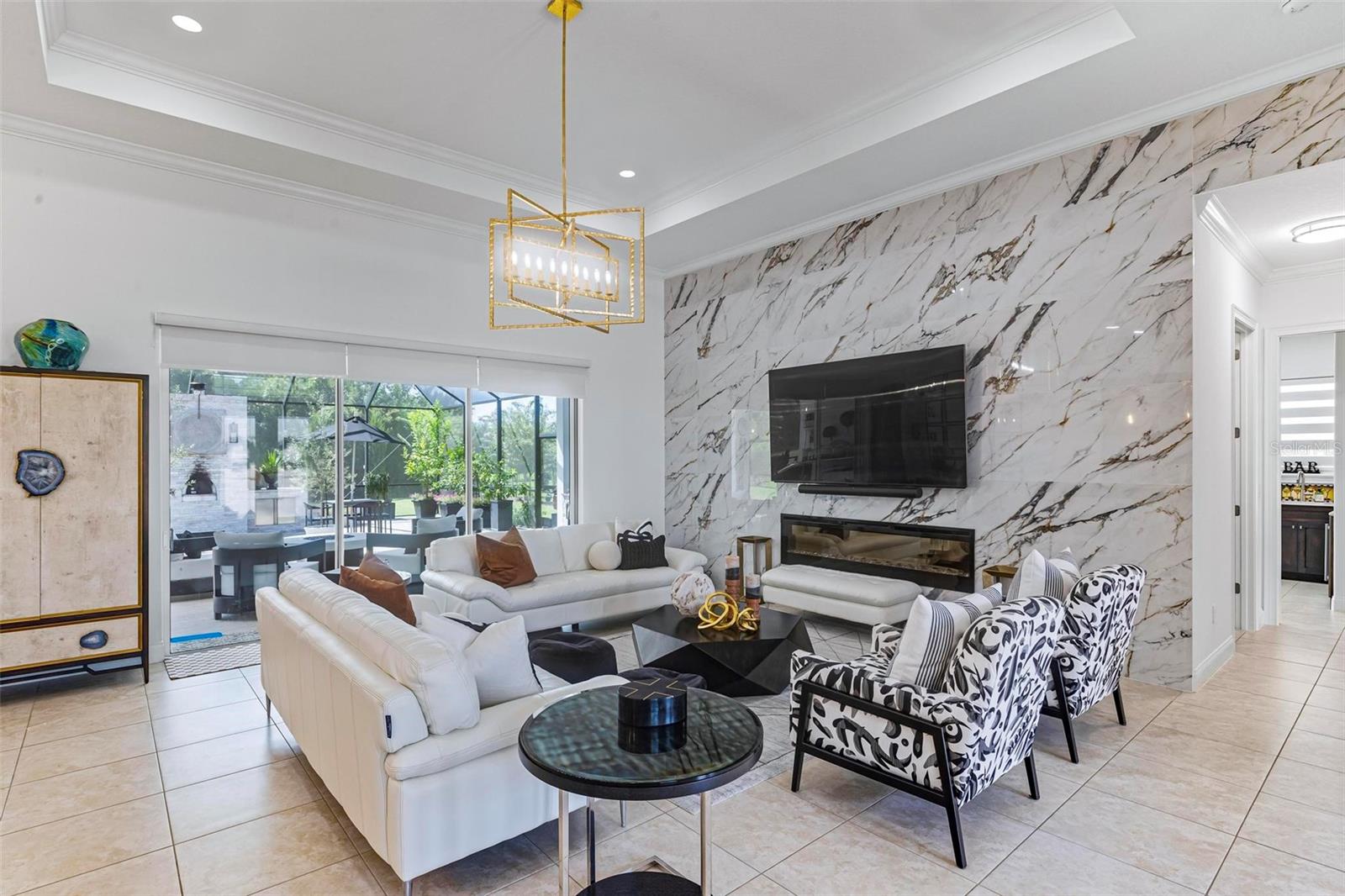 Image 12 of 91 For 215 Willow Oak Way