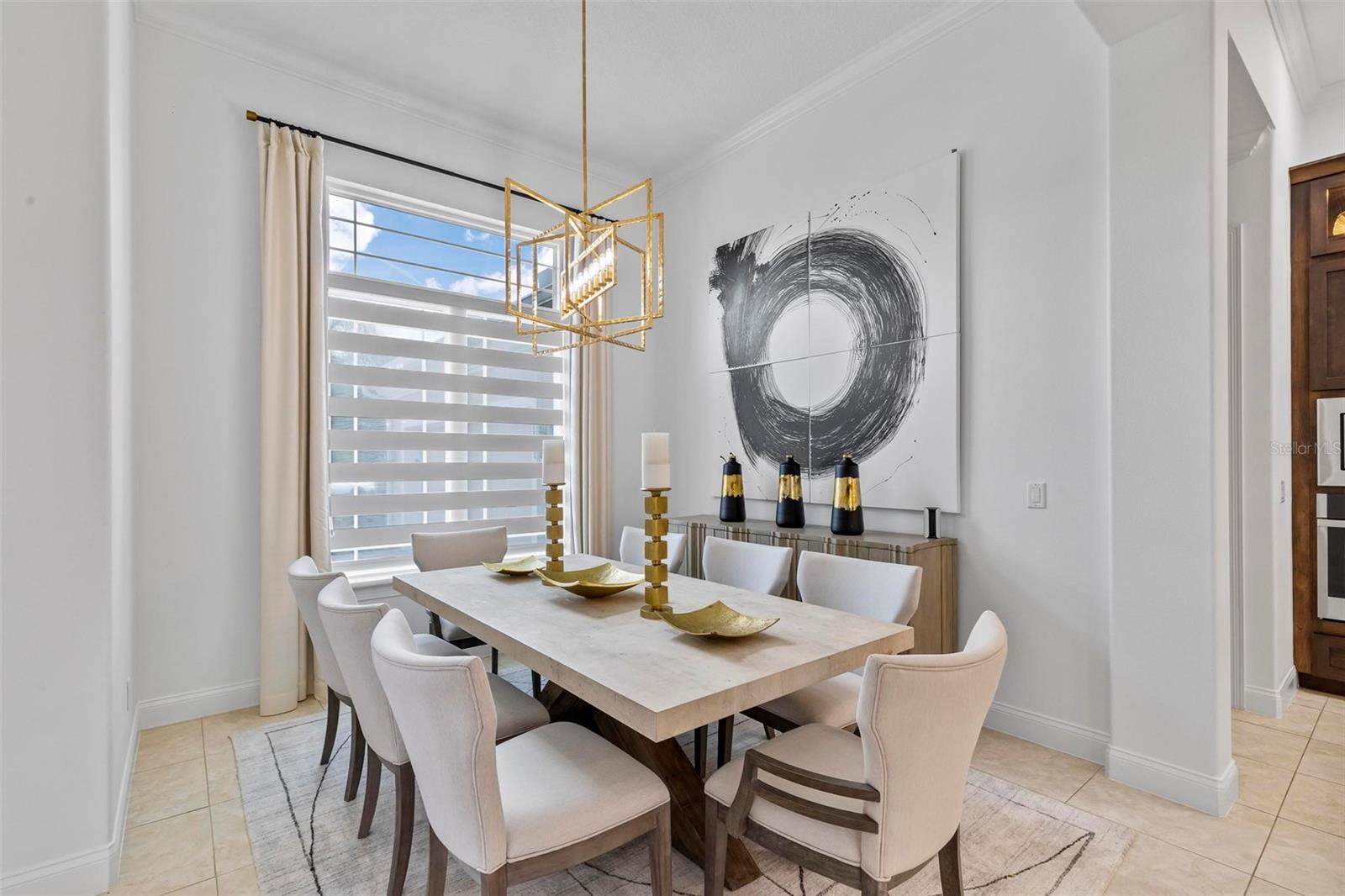 Image 17 of 91 For 215 Willow Oak Way