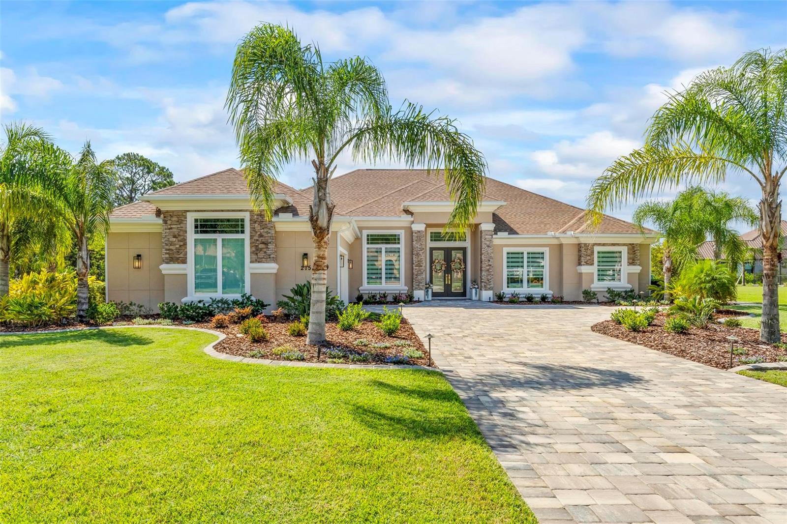 Image 2 of 91 For 215 Willow Oak Way