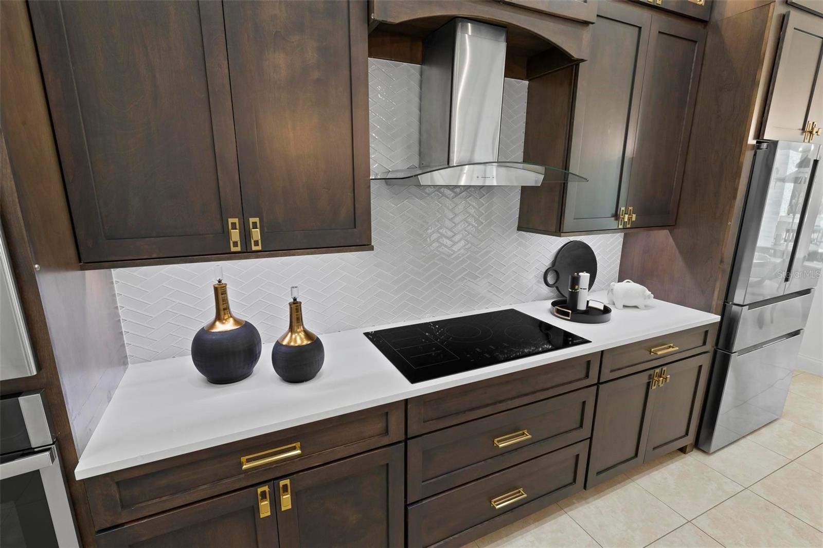 Image 22 of 91 For 215 Willow Oak Way