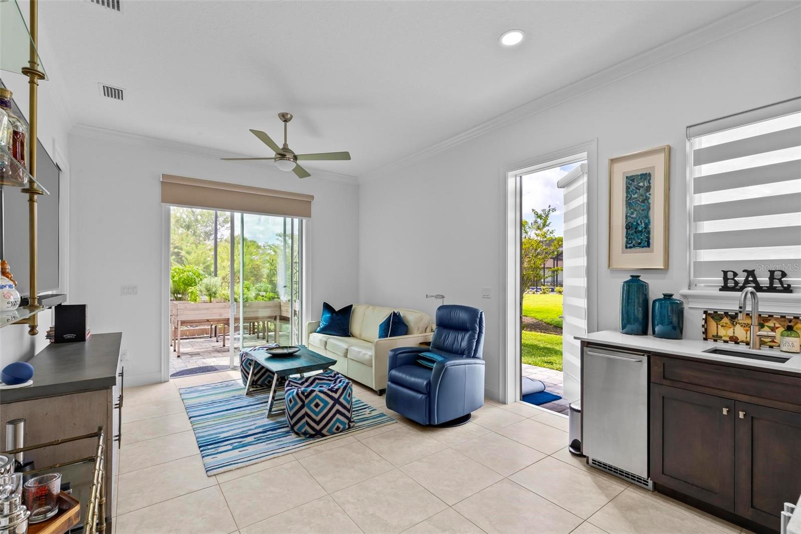 Image 38 of 91 For 215 Willow Oak Way