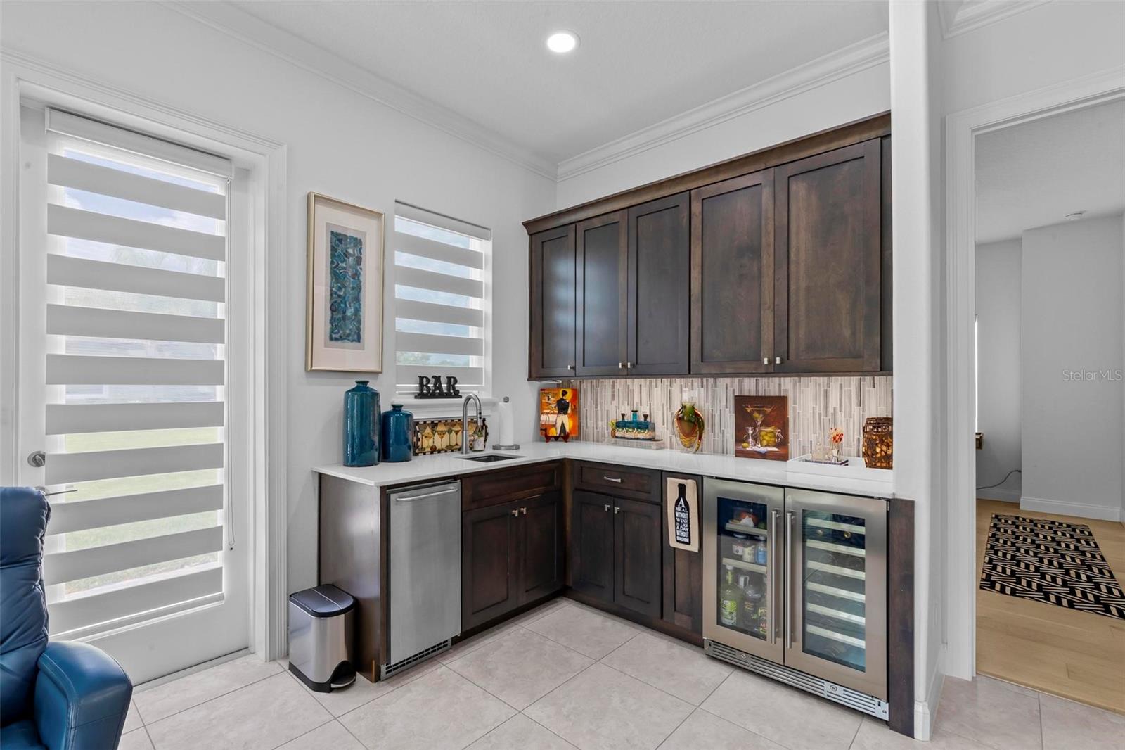 Image 40 of 91 For 215 Willow Oak Way