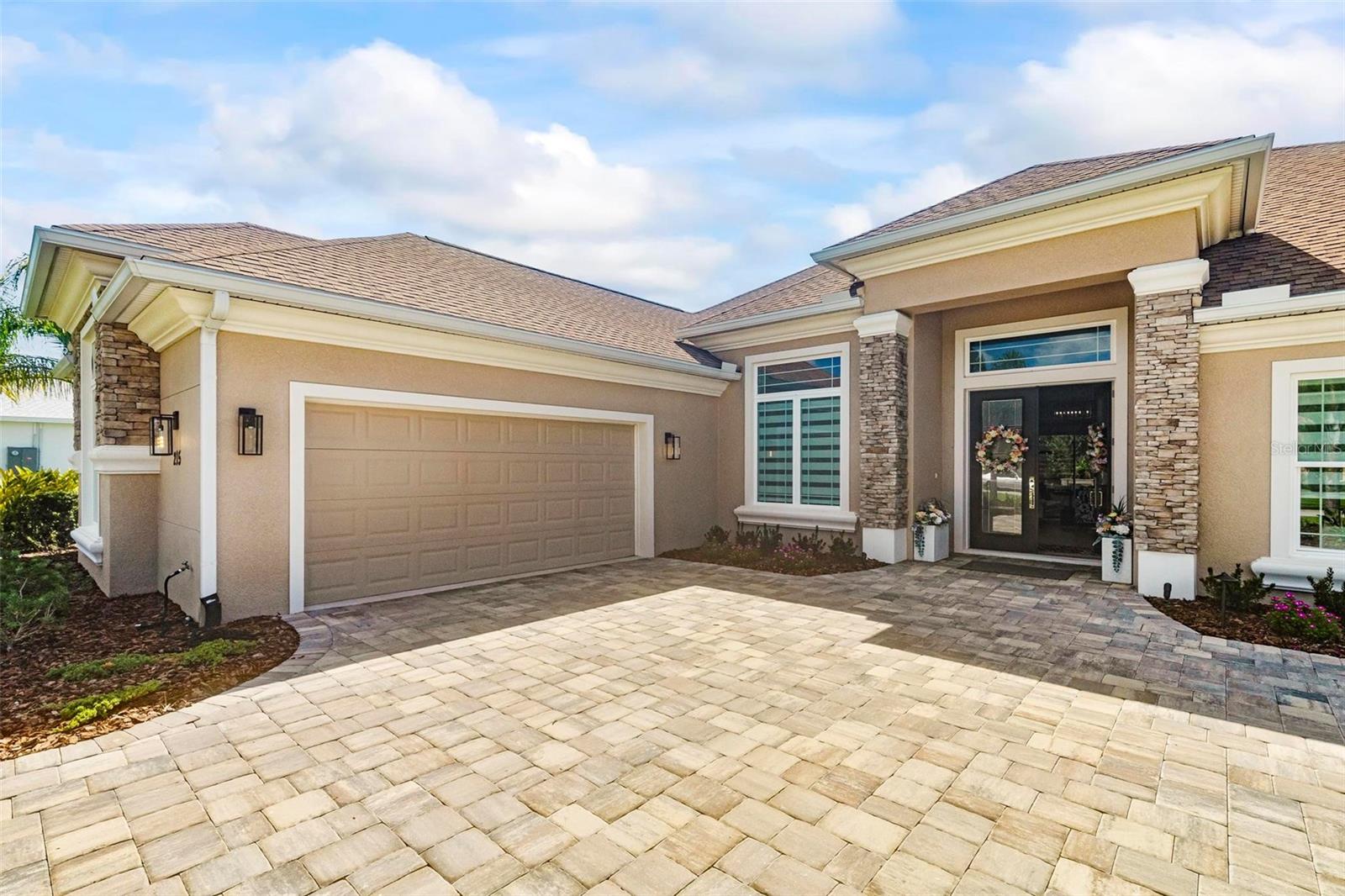 Image 61 of 91 For 215 Willow Oak Way