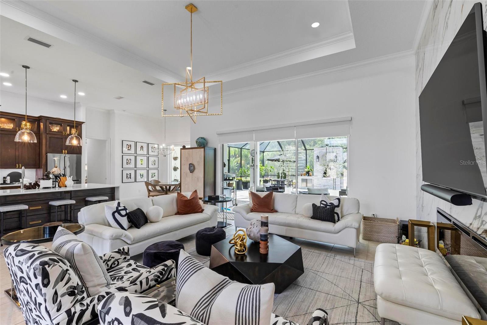 Image 95 of 98 For 215 Willow Oak Way