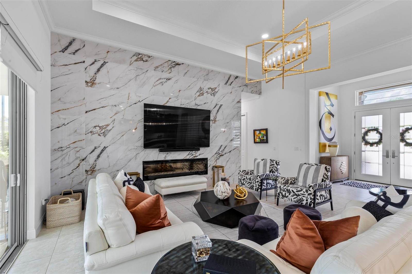 Image 96 of 98 For 215 Willow Oak Way