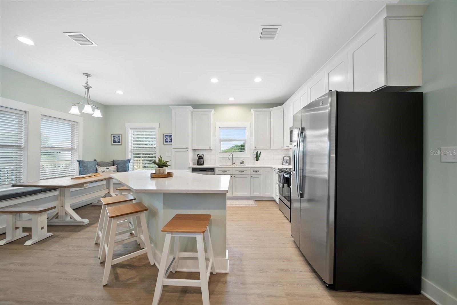 Image 10 of 30 For 613 23rd Street