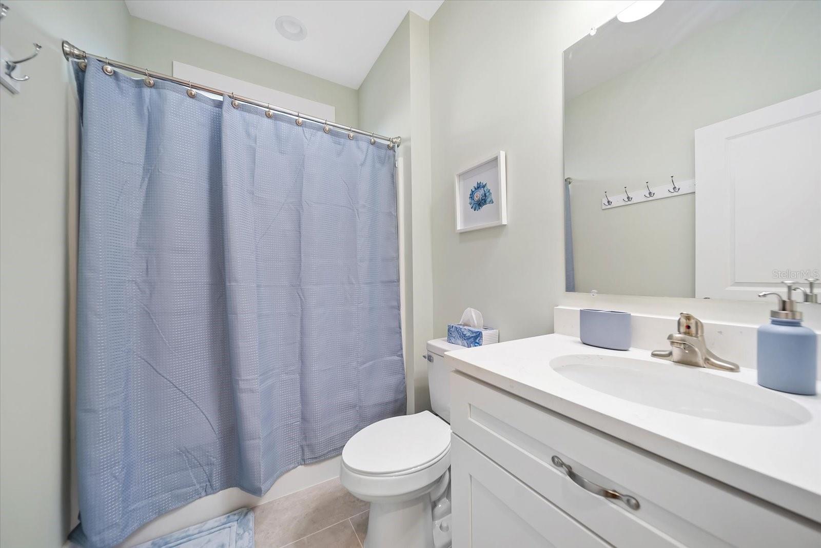Image 21 of 30 For 613 23rd Street