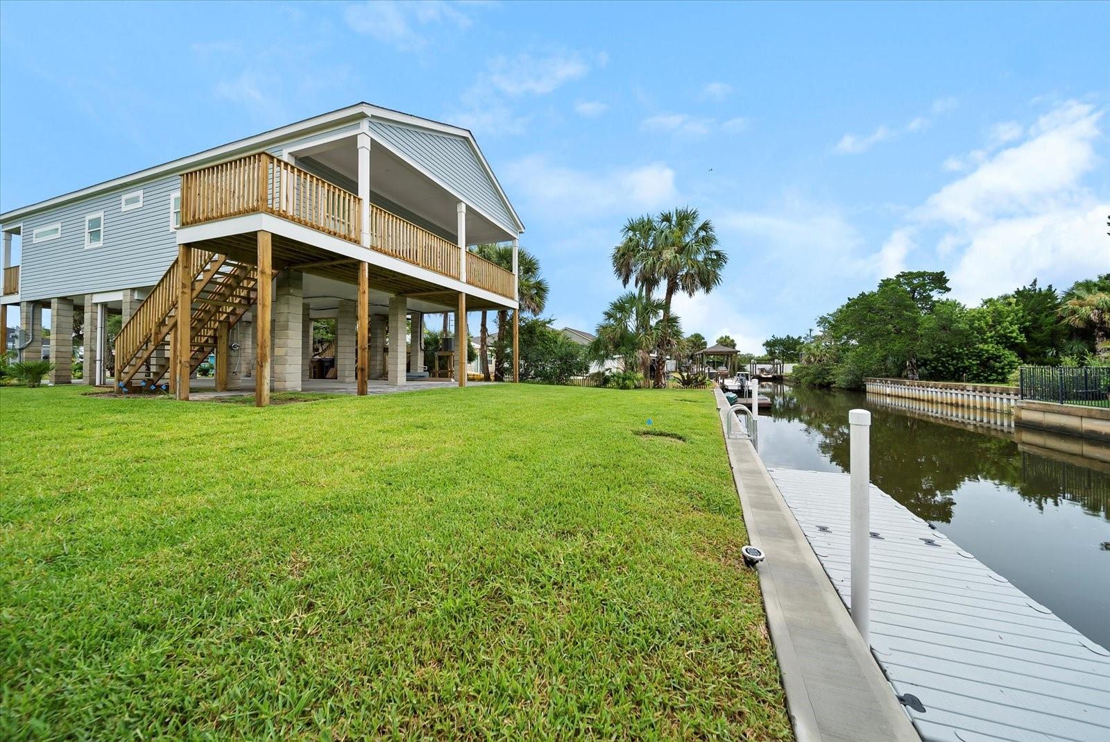 Image 3 of 30 For 613 23rd Street