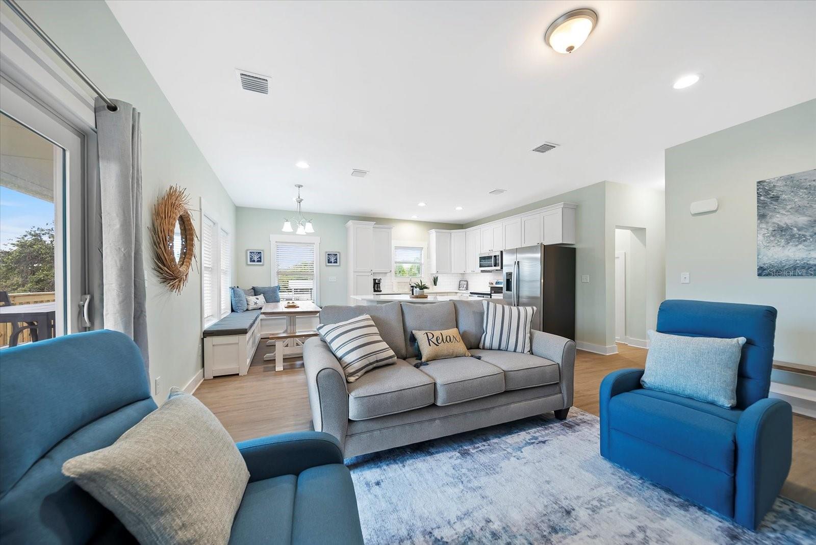 Image 5 of 30 For 613 23rd Street