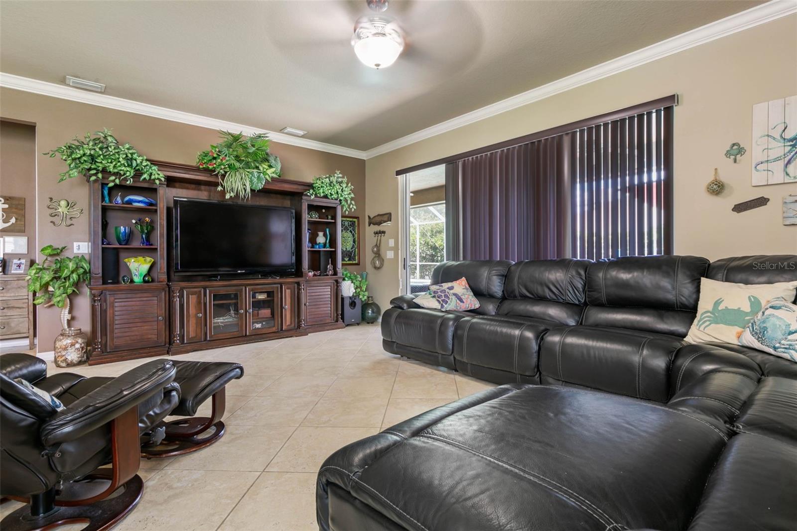 Image 10 of 69 For 6 Black Pine Way