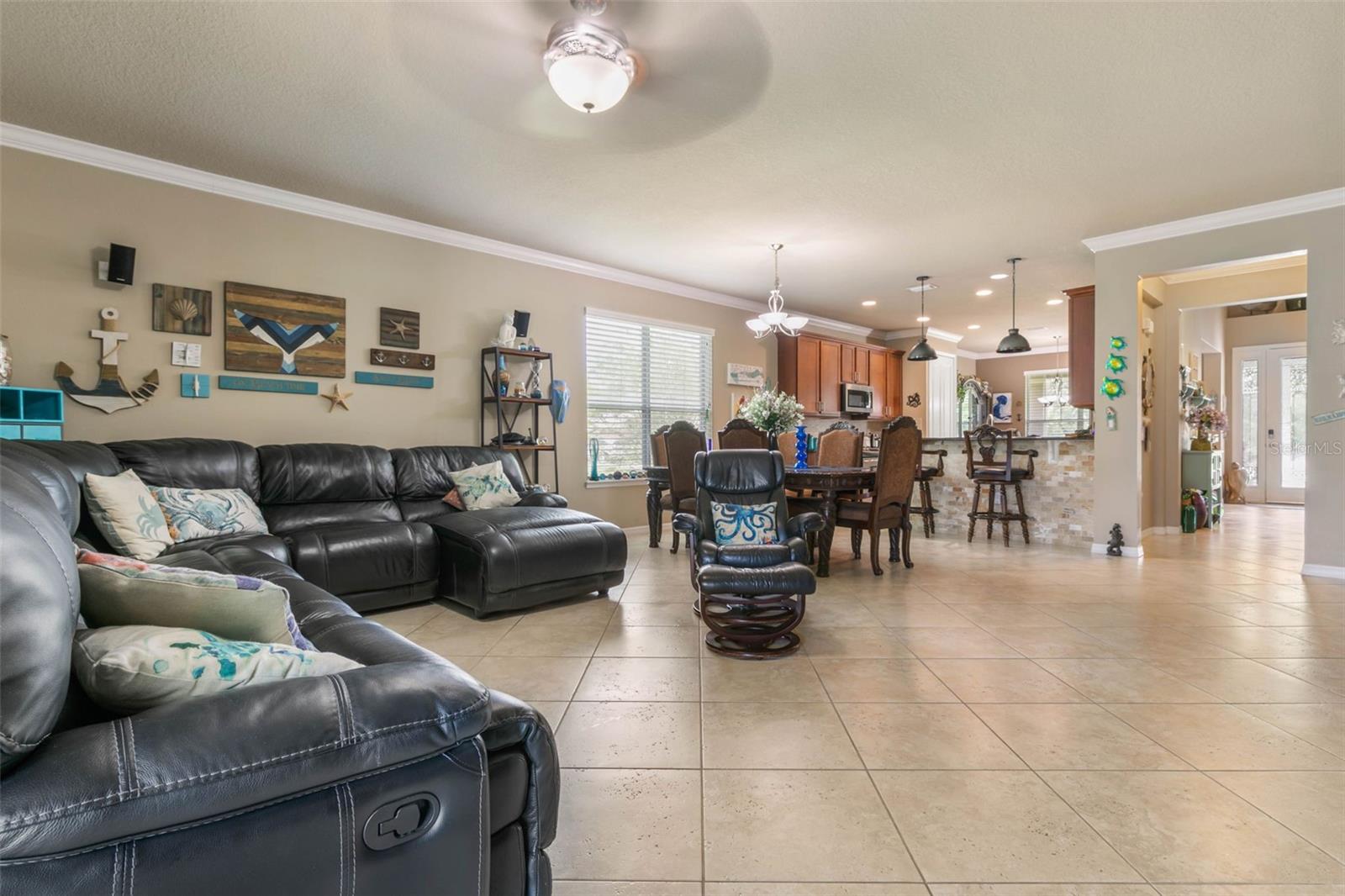 Image 11 of 69 For 6 Black Pine Way