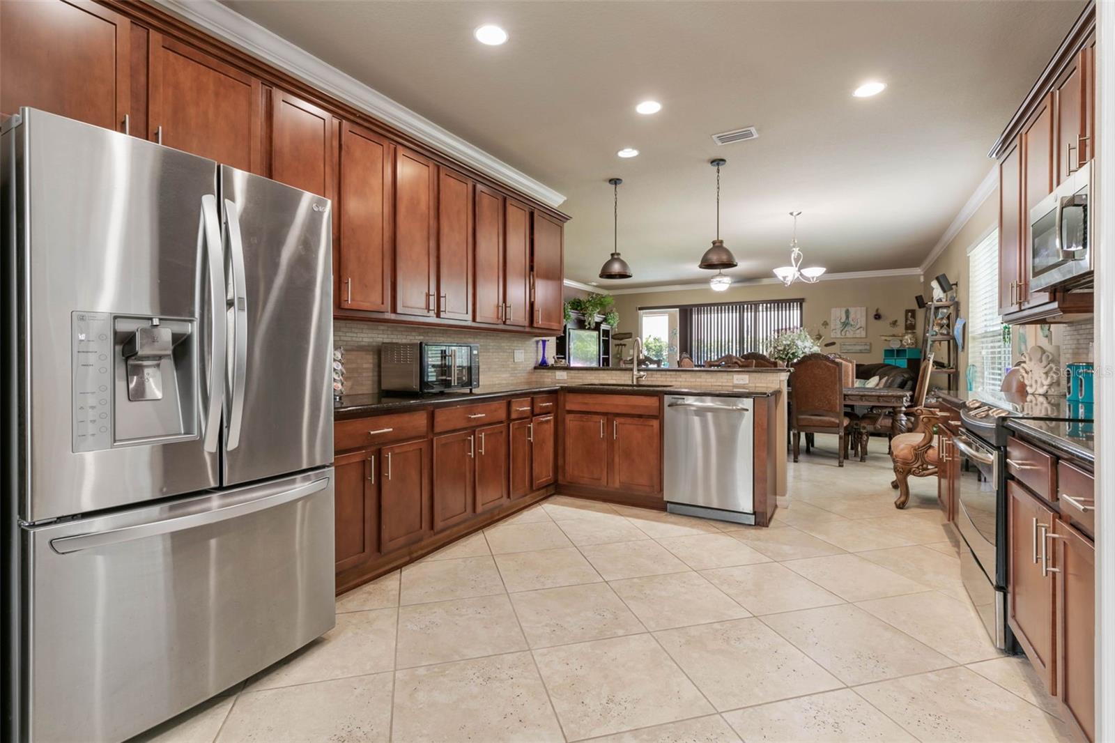 Image 15 of 69 For 6 Black Pine Way