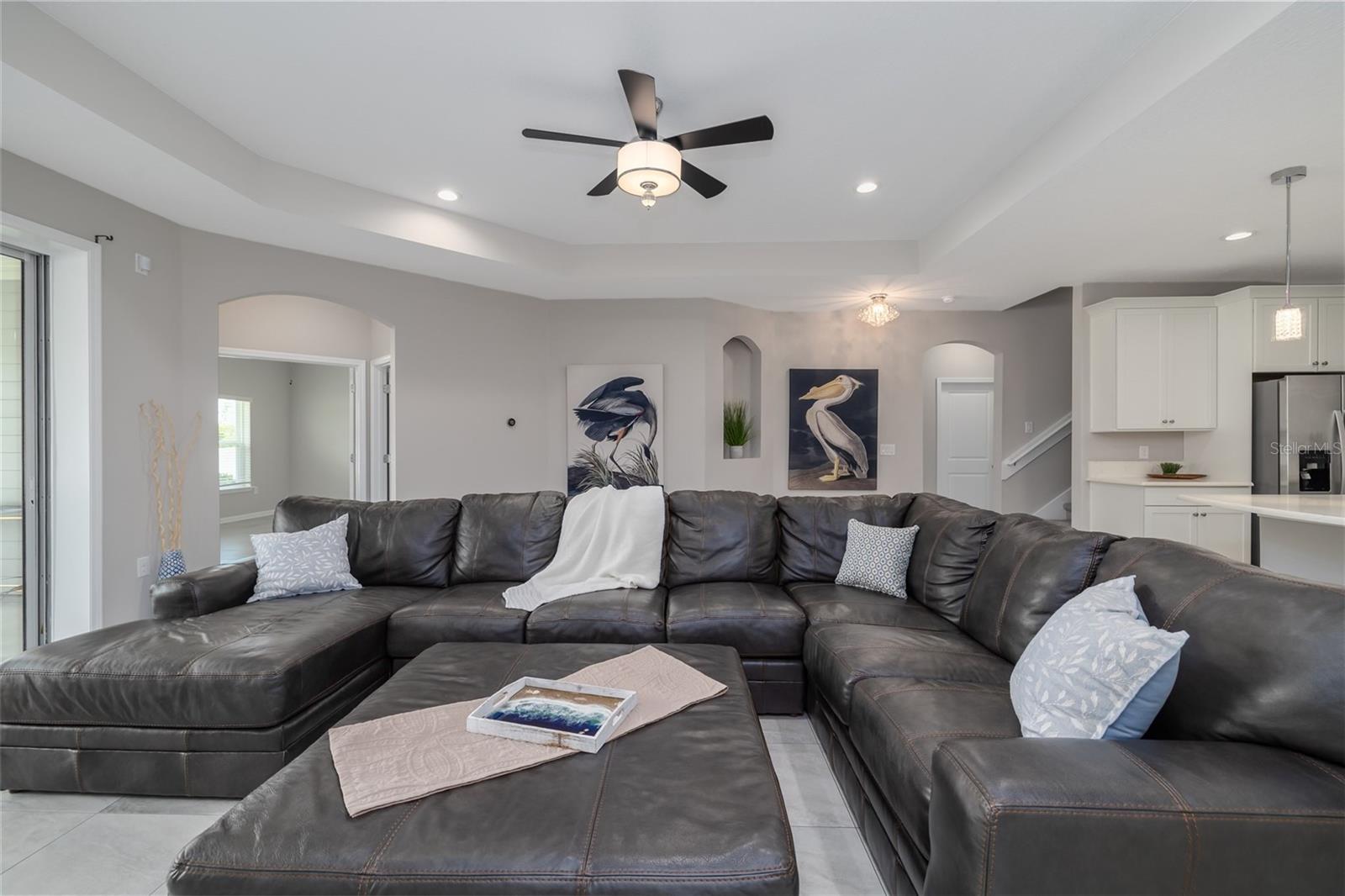 Image 16 of 41 For 32 Ashford Lakes Drive