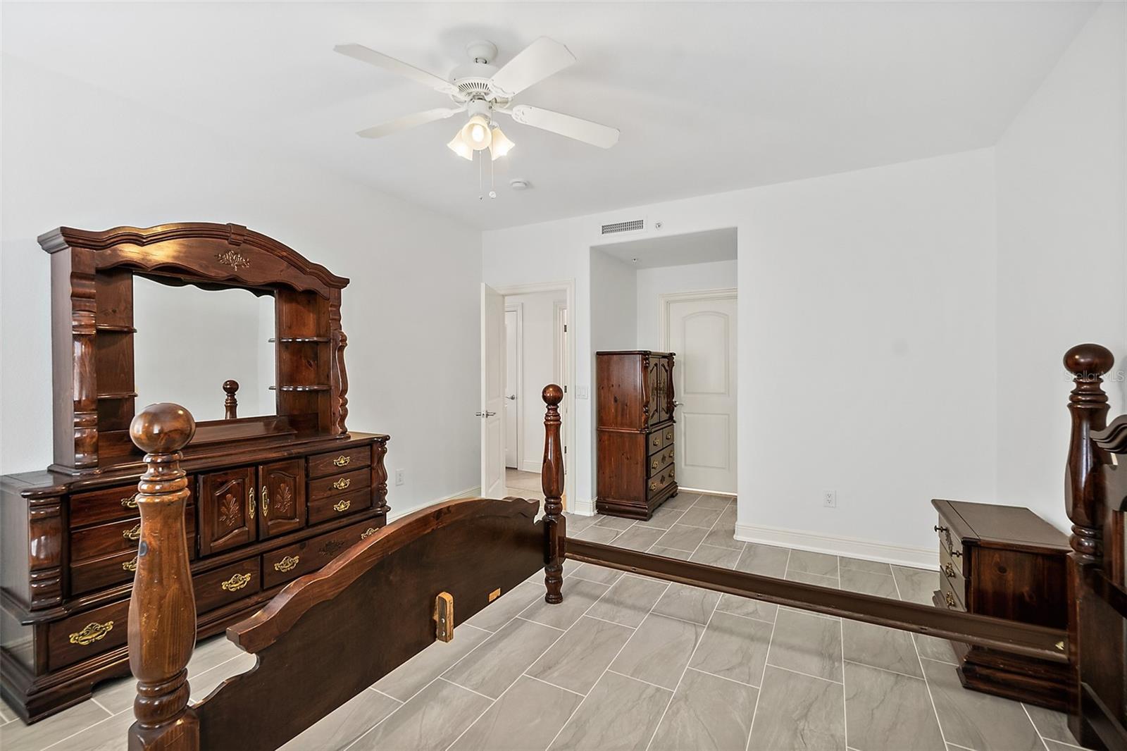 Image 31 of 49 For 106 Club House Drive 106