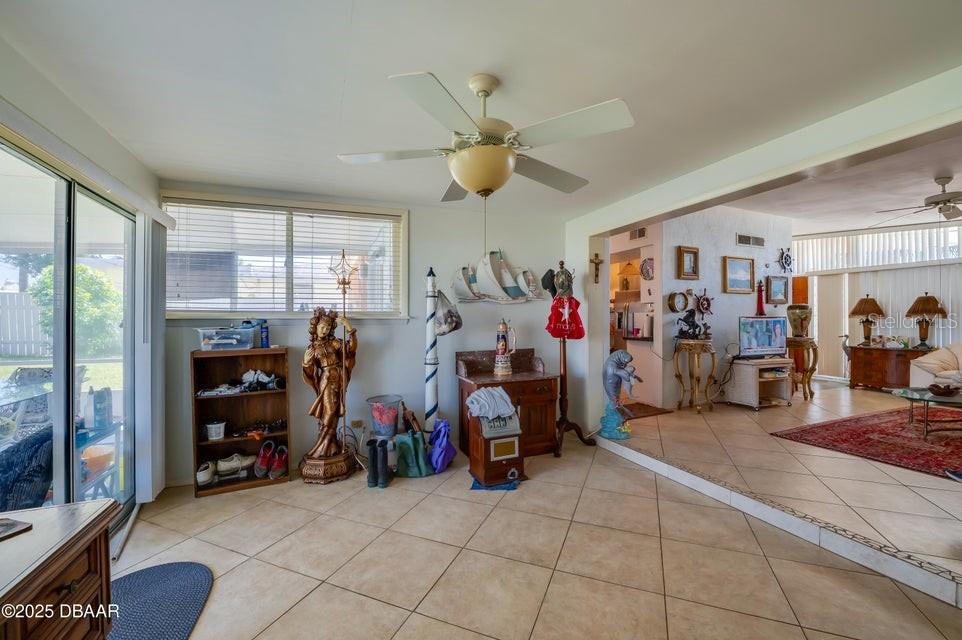 Image 16 of 50 For 75 Harvard Drive