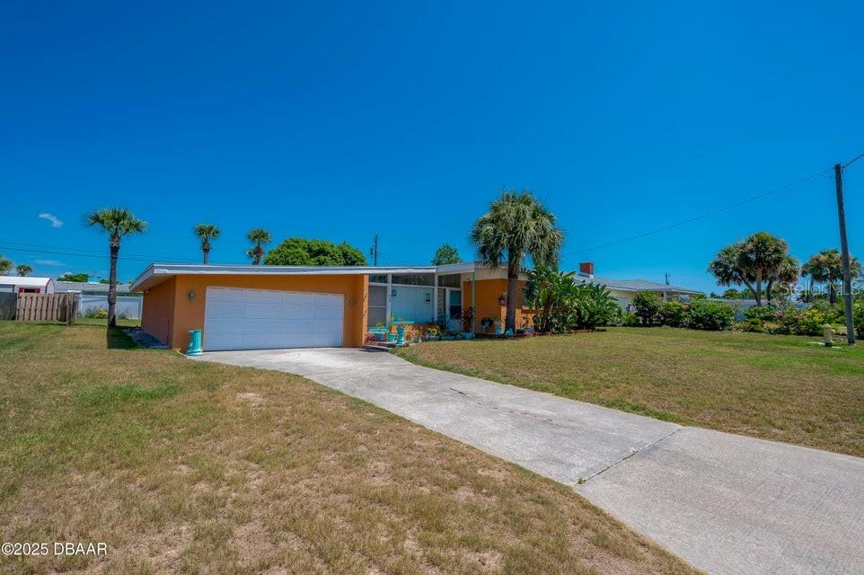 Image 39 of 50 For 75 Harvard Drive