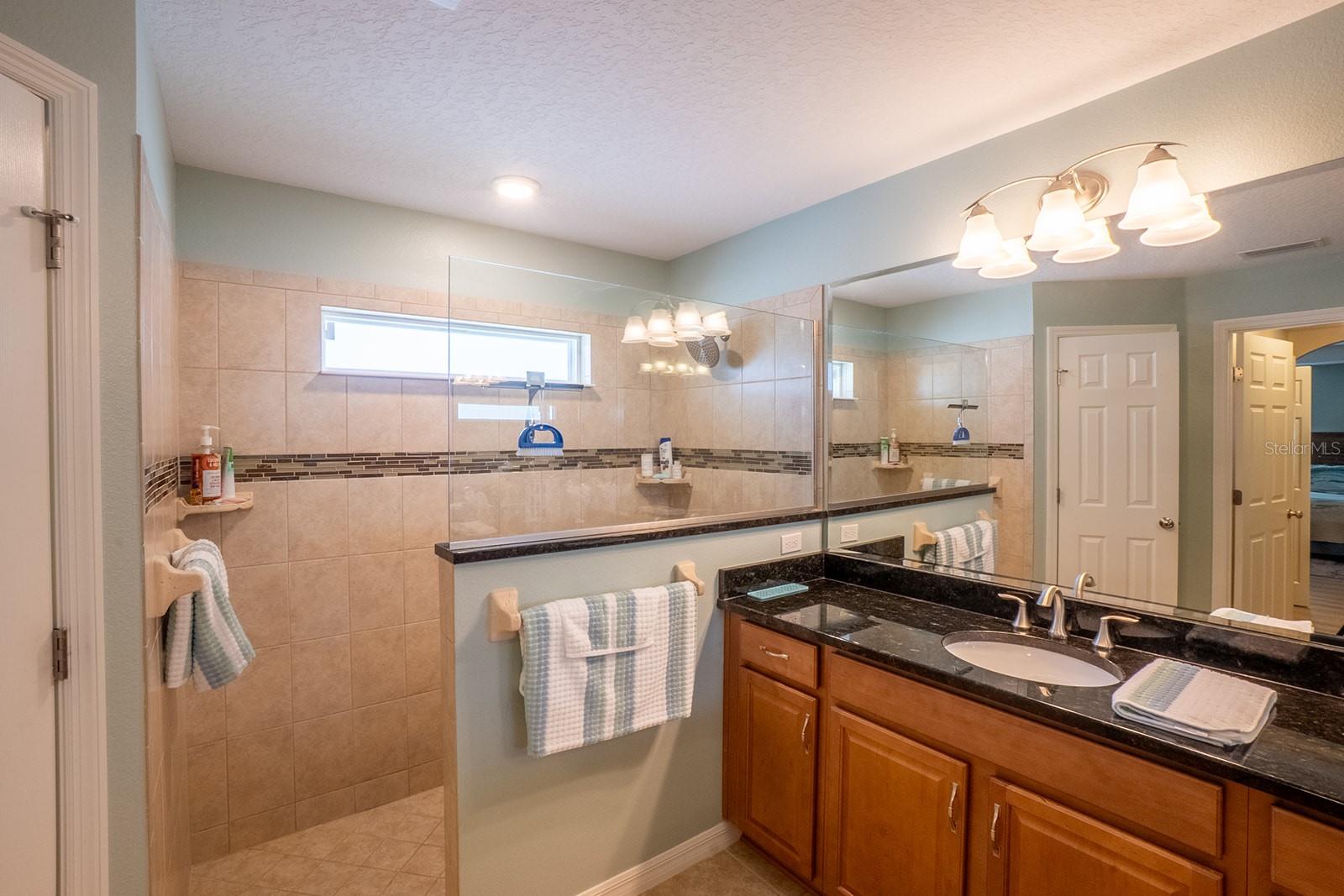 Image 18 of 51 For 9 Westrock Lane
