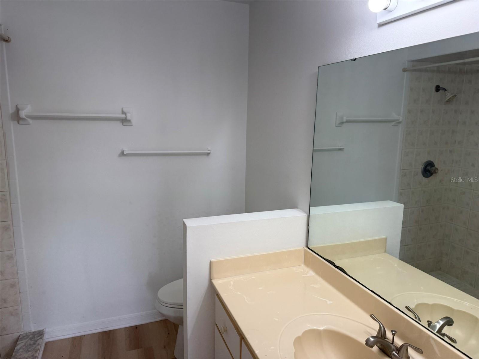 Image 15 of 21 For 6 Prince Manfred Place