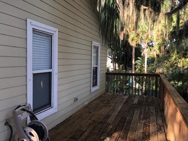Image 4 of 11 For 27 Williams Street