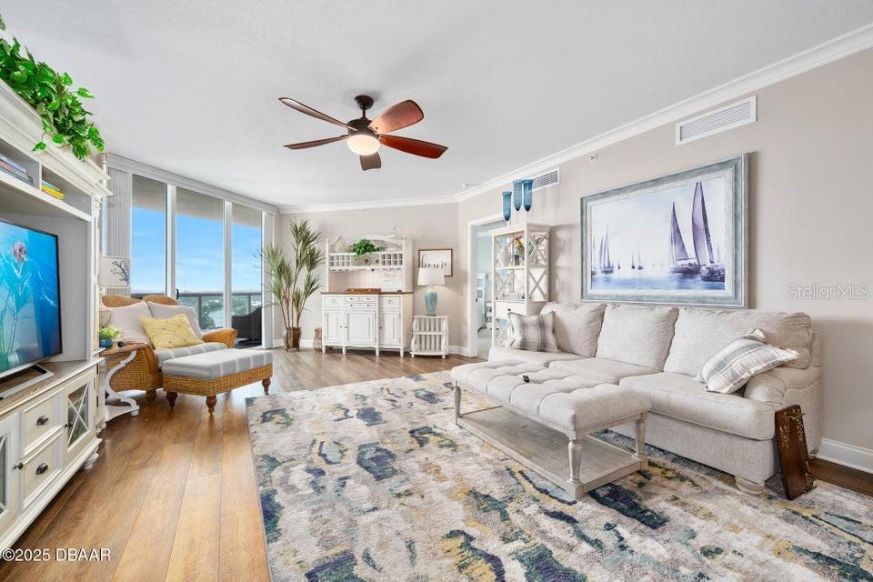 Image 10 of 54 For 231 Riverside Drive 1507-1
