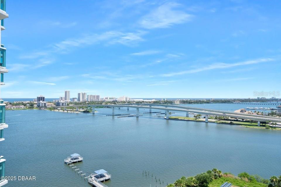Image 34 of 54 For 231 Riverside Drive 1507-1