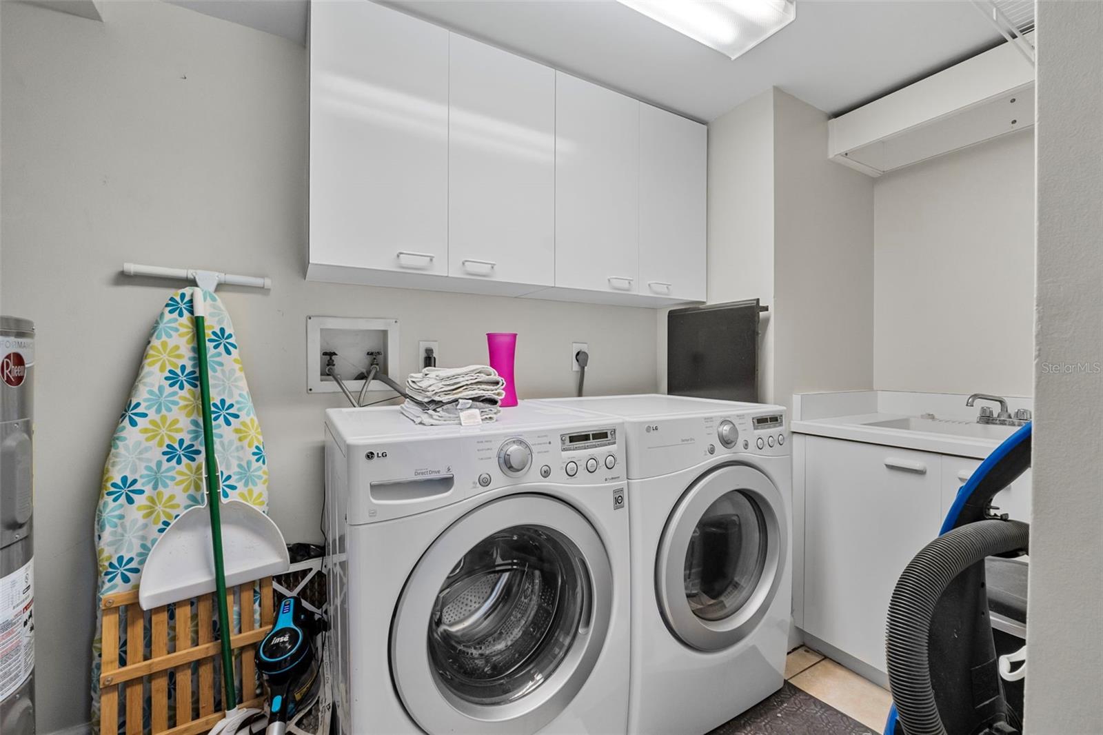 Image 15 of 46 For 4575 Atlantic Avenue 6205