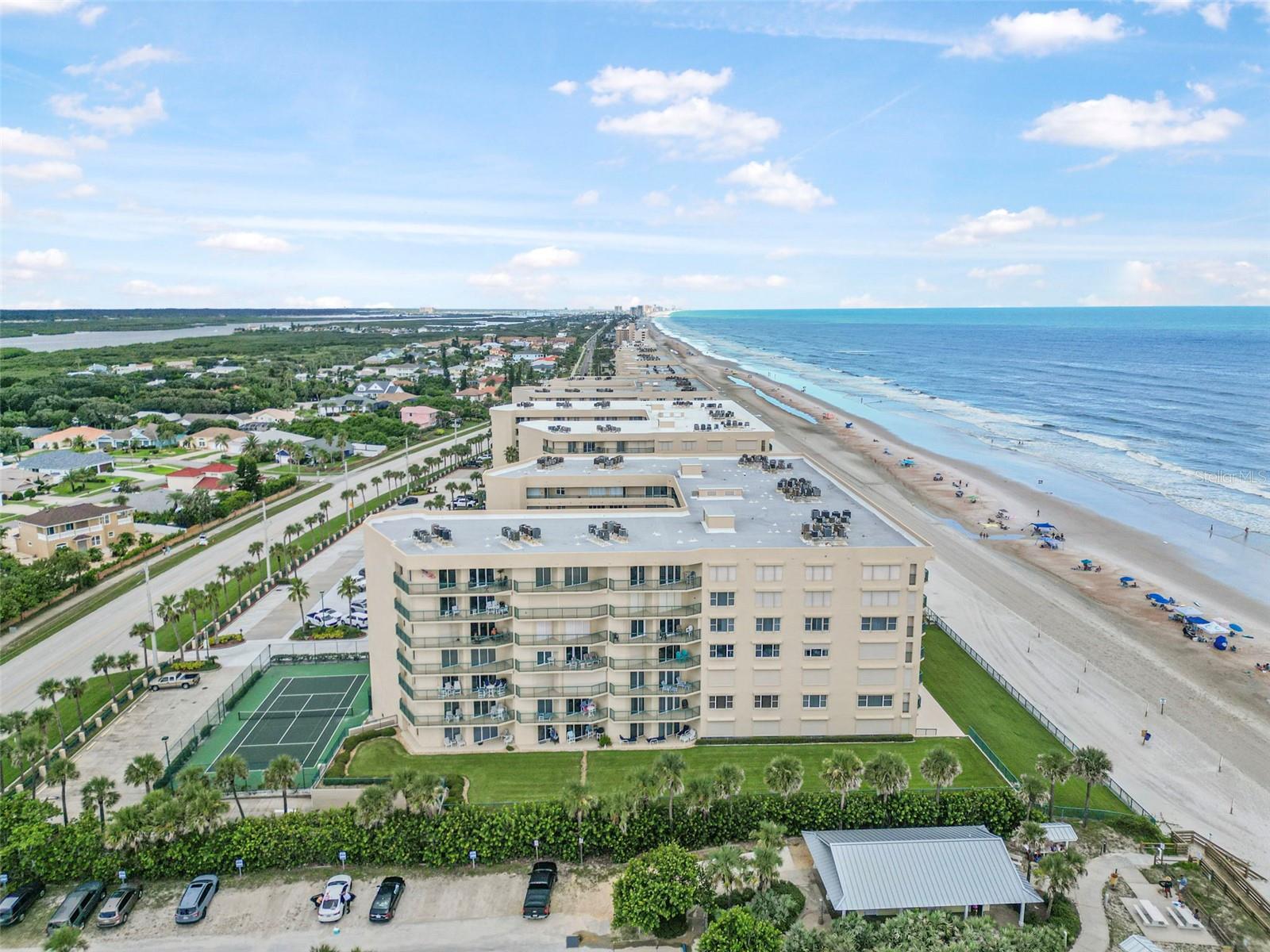 Image 38 of 46 For 4575 Atlantic Avenue 6205