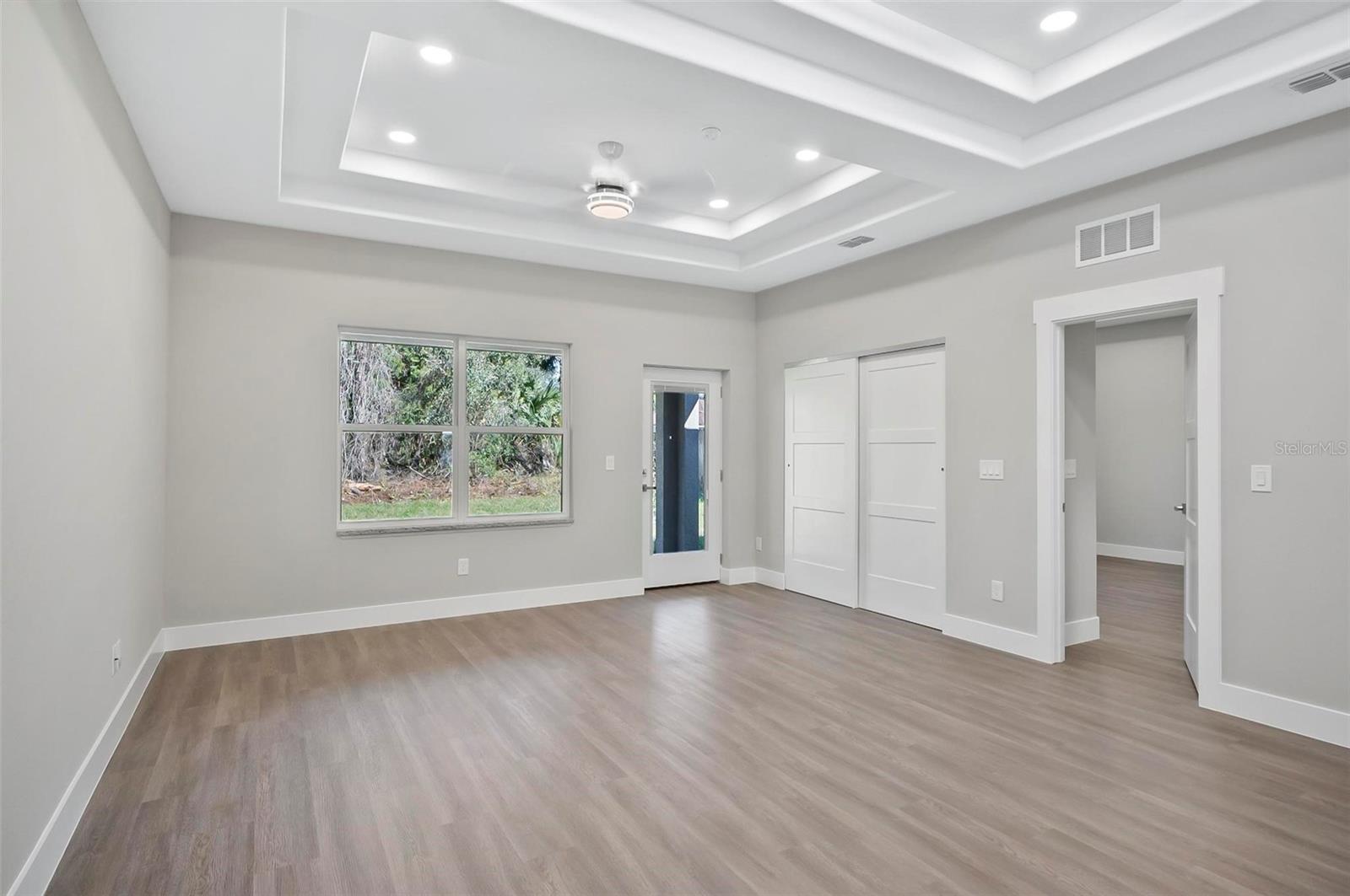 Image 10 of 32 For 4 Sleigh Bell Place A,b