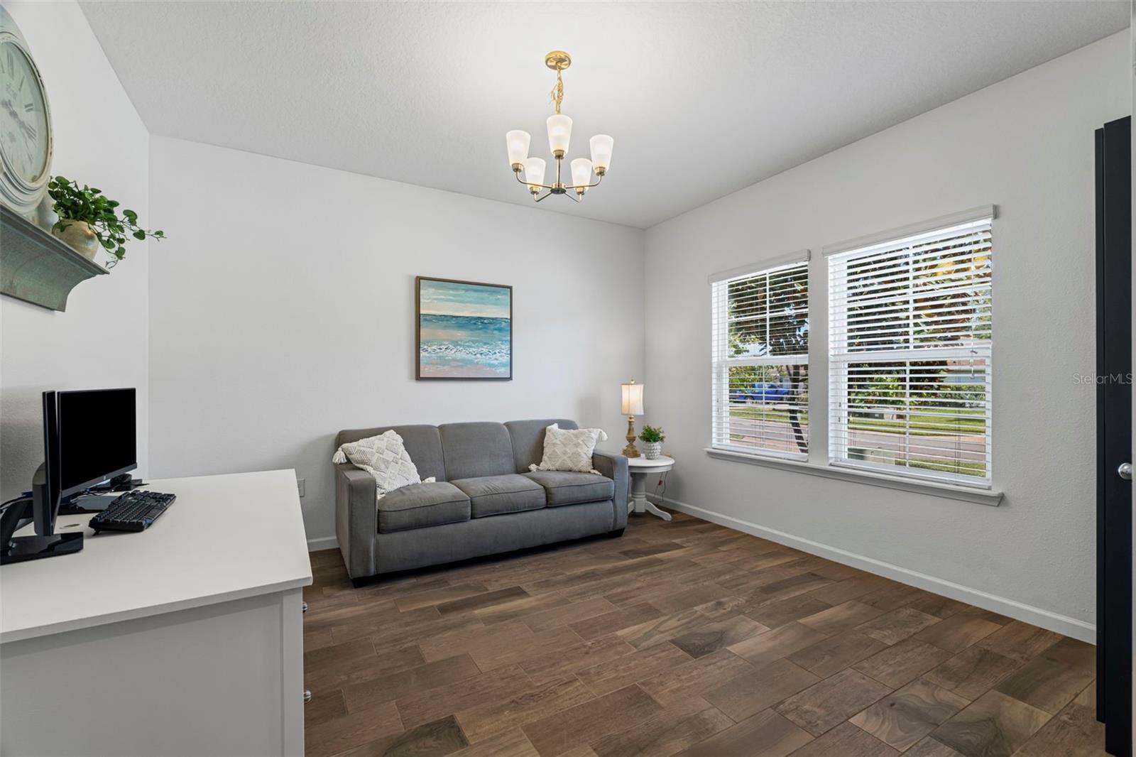 Image 6 of 63 For 250 King George Avenue
