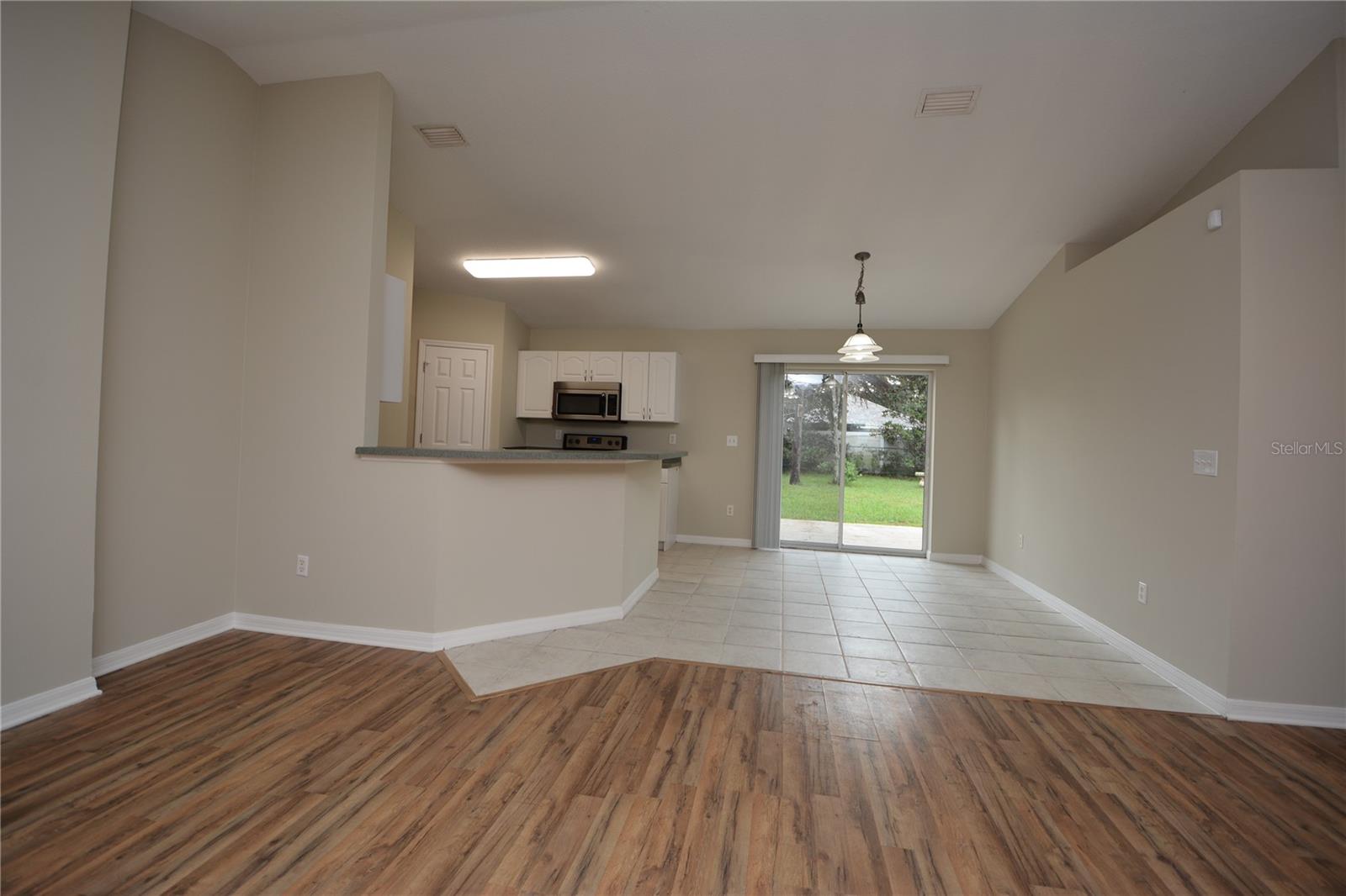 Image 7 of 30 For 33 Ryder Drive
